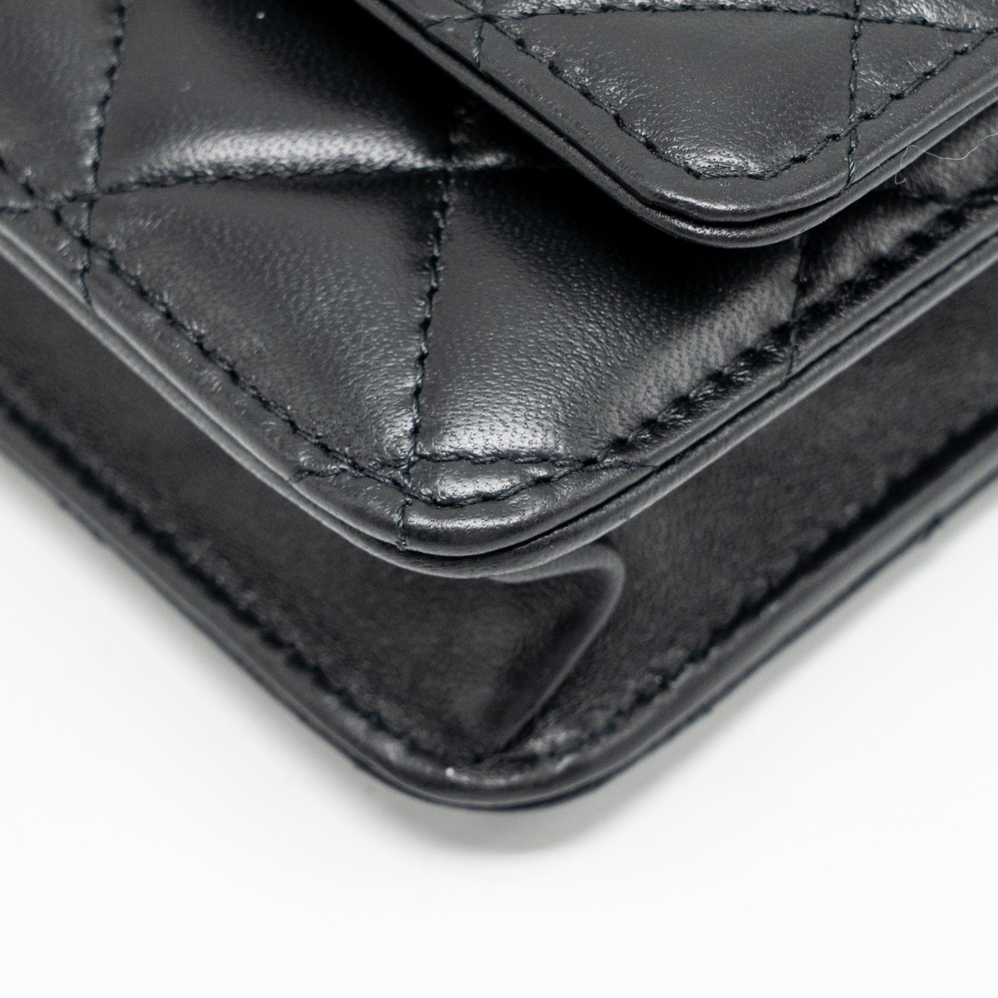 CHANEL PEARL CRUSH WALLET ON CHAIN LAMBSKIN BLACK GHW (MICROCHIP)