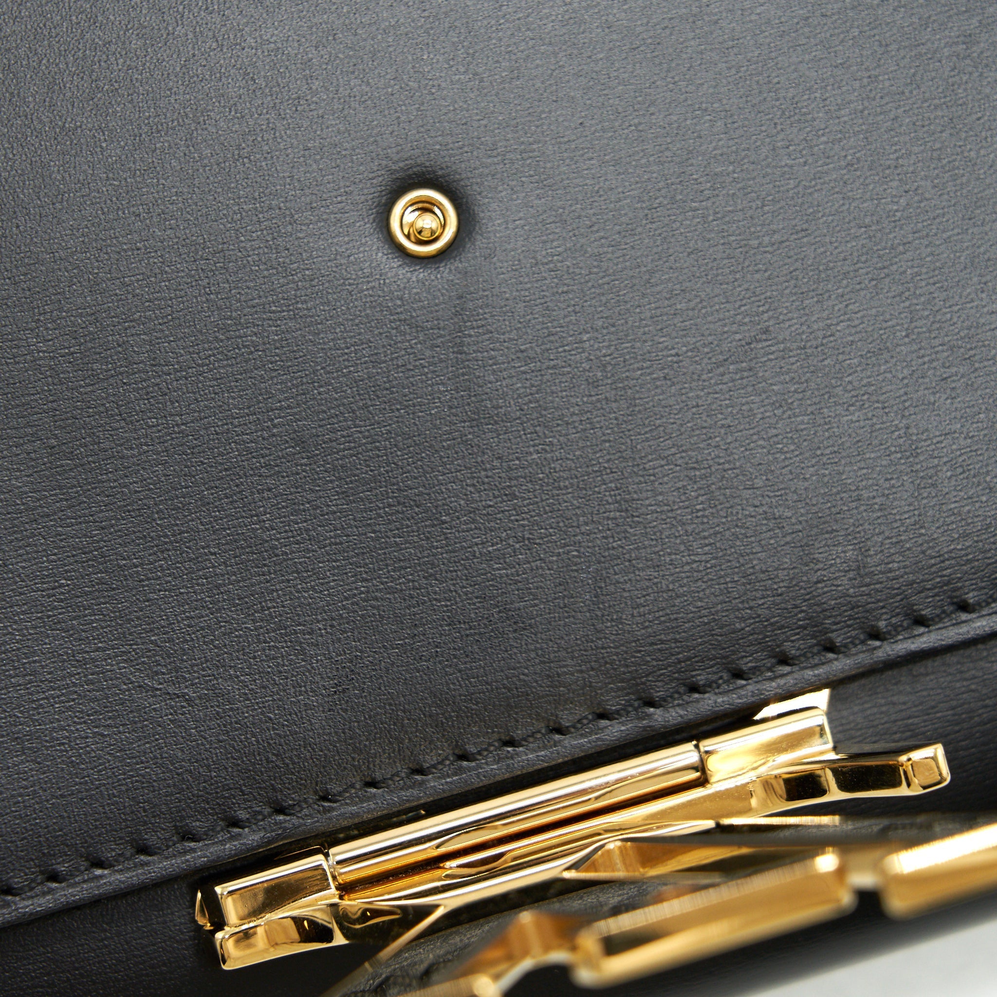 LOUIS VUITTON LOUISE LEATHER BAG IN NOIR