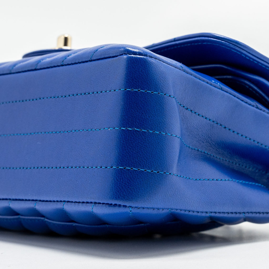 CHANEL SMALL CLASSIC DOUBLE FLAP BAG CHEVRON LAMBSKIN BLUE LGHW