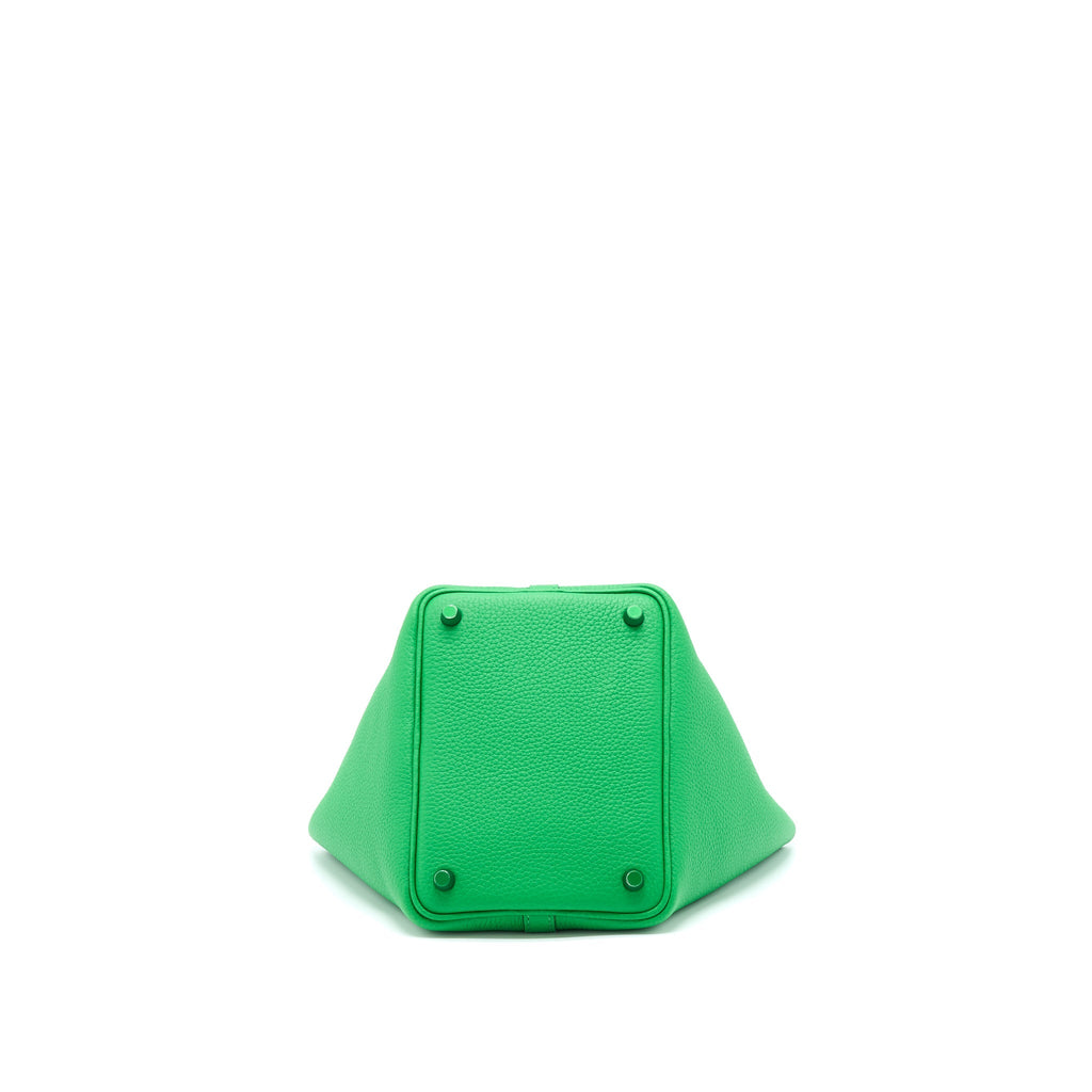 HERMES PICOTIN 18 LOCK BAG CLEMENCE 1K BAMBOU WITH GREEN HARDWARE