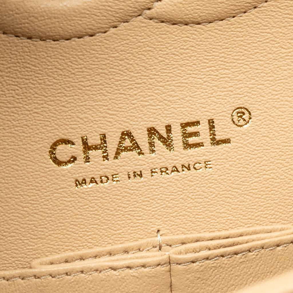 CHANEL MEDIUM CLASSIC DOUBLE FLAP BAG CAVIAR BEIGE LGHW (MICROCHIP)