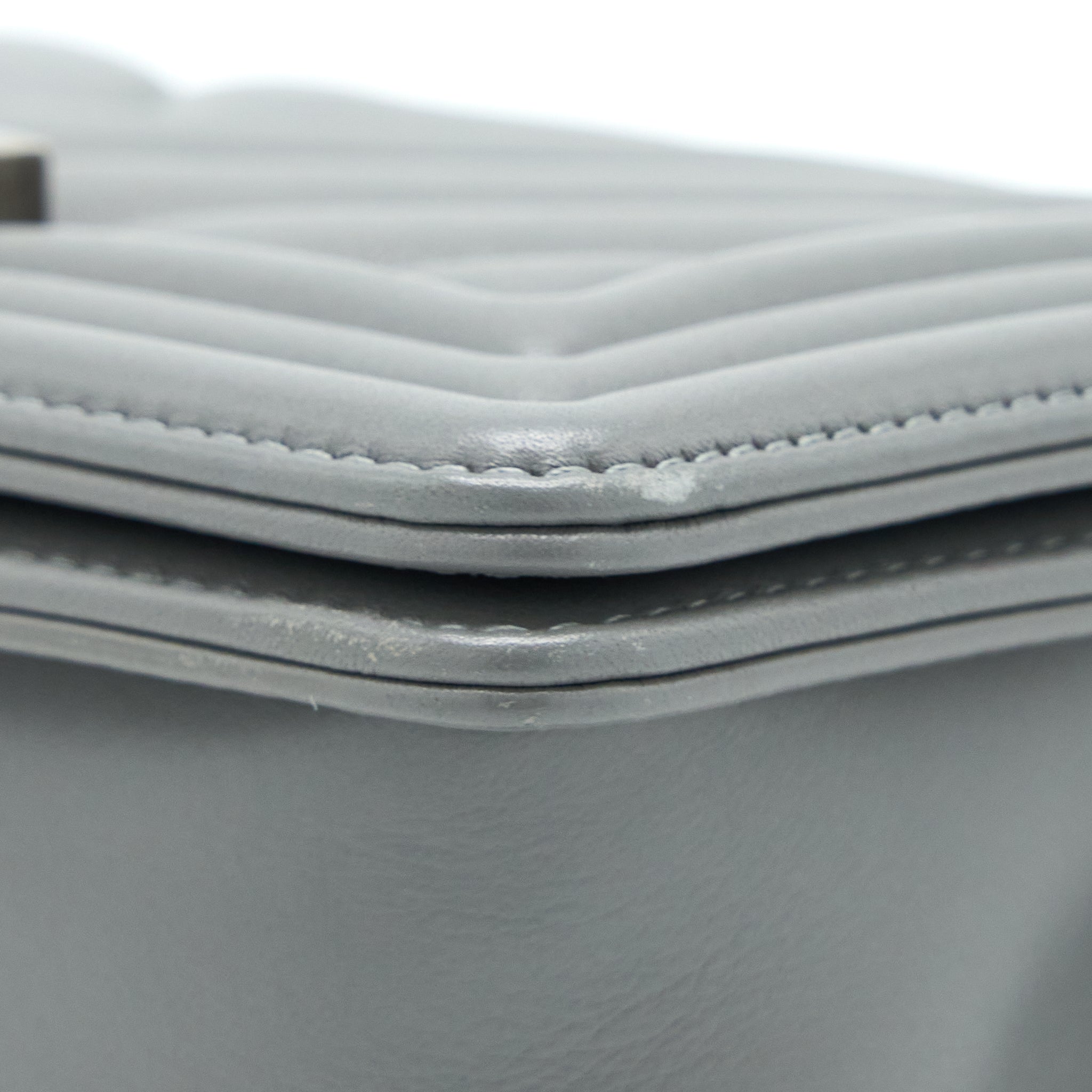CHANEL SMALL BOY BAG CHEVRON LAMBSKIN GREY RUTHENIUM HARDWARE