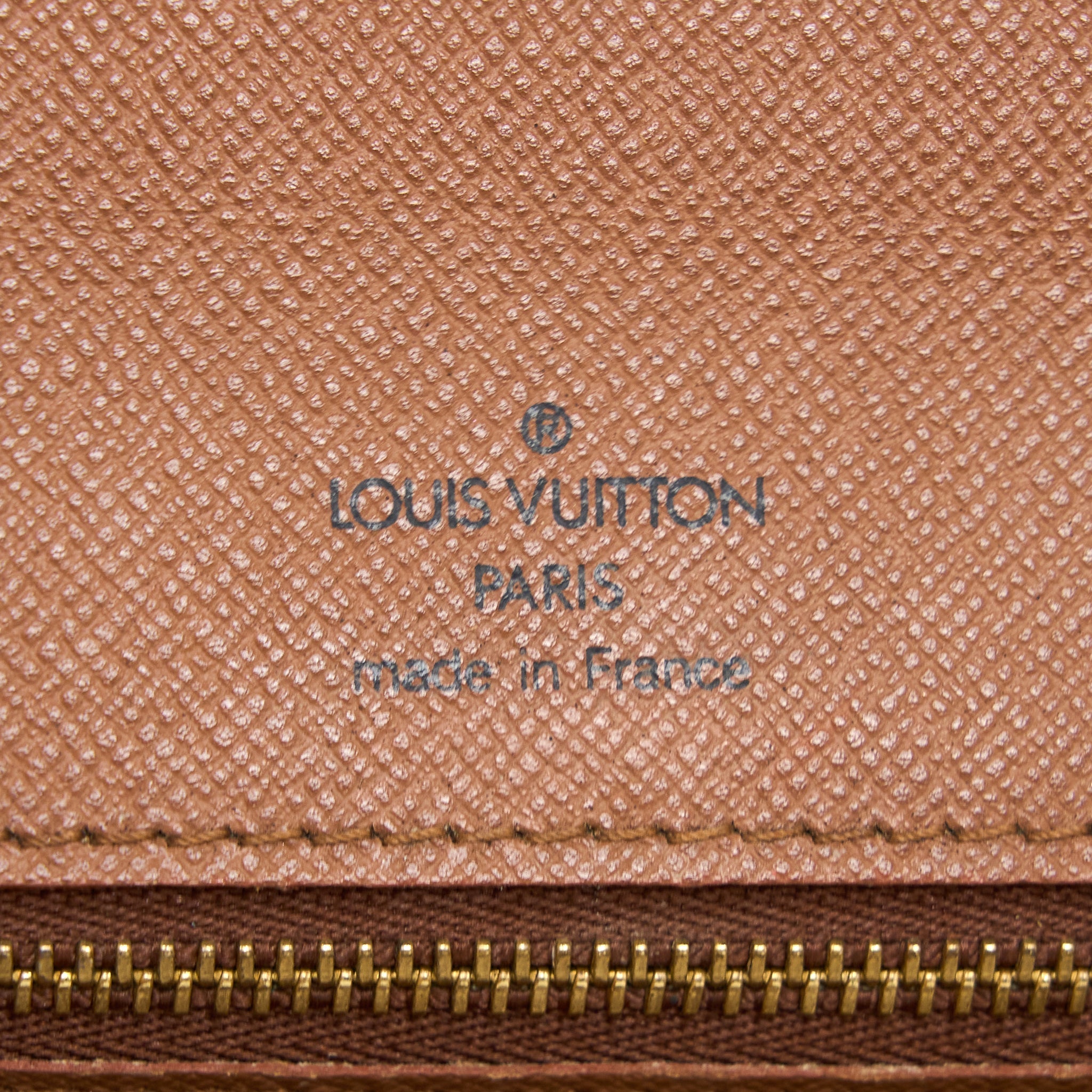 LOUIS VUITTON VINTAGE POCHETTE MÉTIS MONOGRAM CANVAS GHW