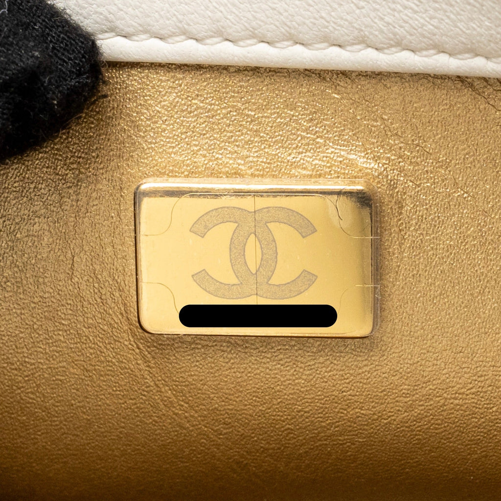 CHANEL PEARL CRUSH MINI SQUARE LAMBSKIN WHITE BRUSHED GHW (MICROCHIP)