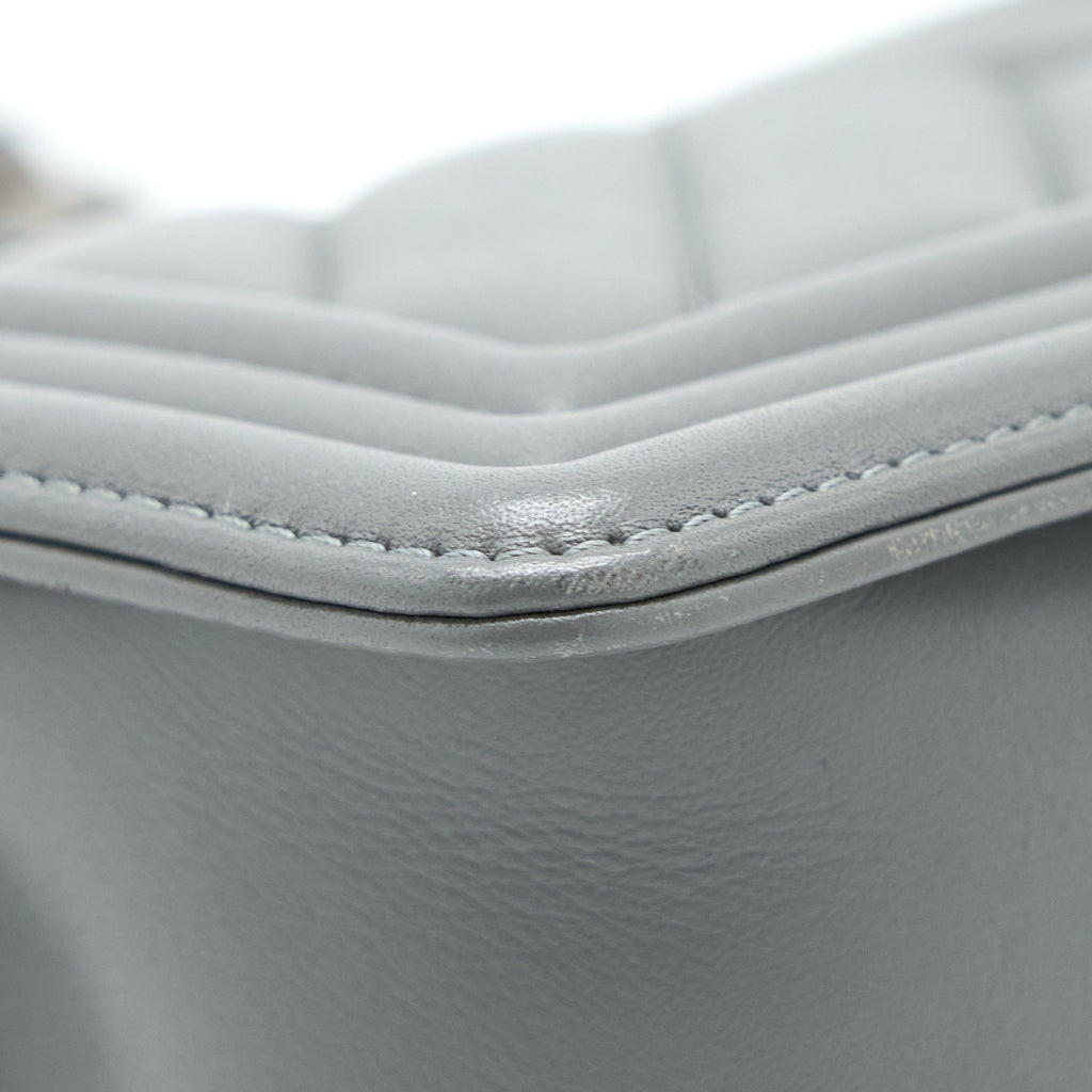 CHANEL SMALL BOY BAG CHEVRON LAMBSKIN GREY RUTHENIUM HARDWARE