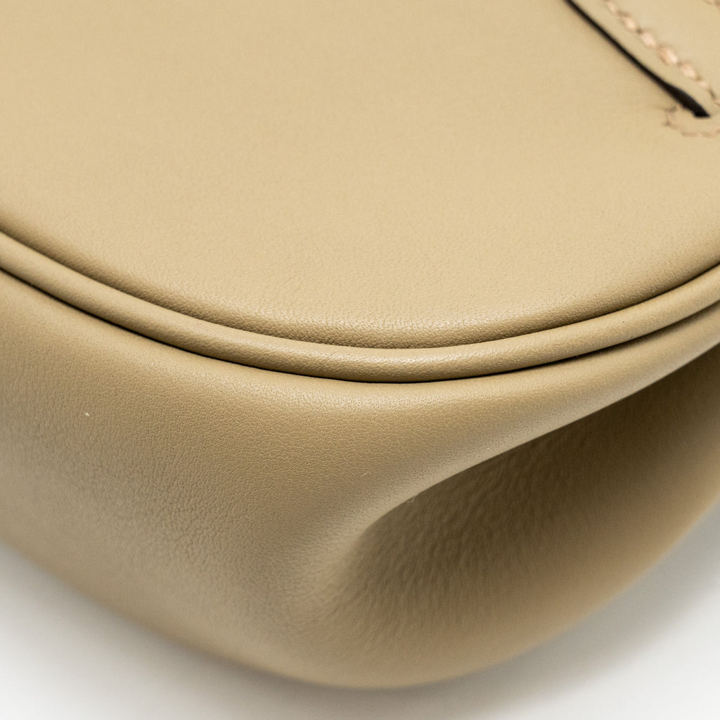 HERMES KELLY MOOVE SWIFT 8Q BEIGE MARFA SHW