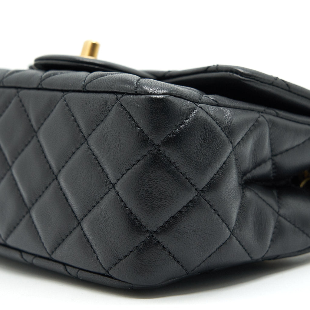 CHANEL 22C PEARL CRUSH MINI SQUARE RECTANGULAR FLAP BAG BLACK GHW（MICROCHIP)