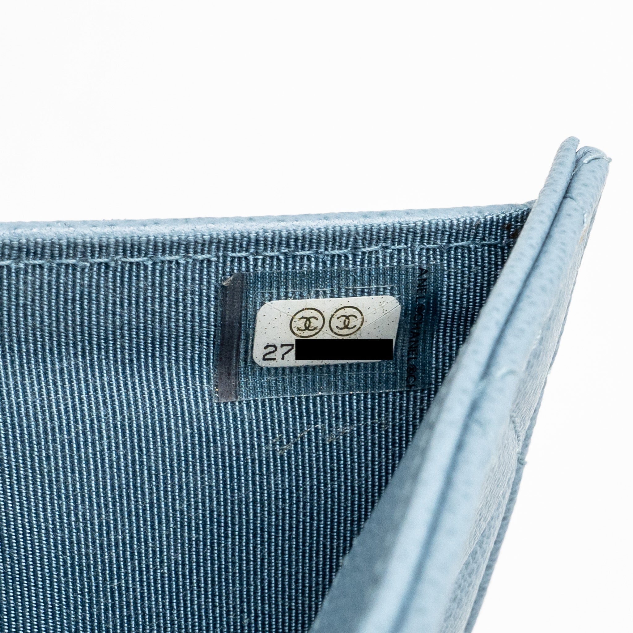 CHANEL QUILTED CC LOGO FLAP WALLET GRAINED CALFSKIN BLUE SHW