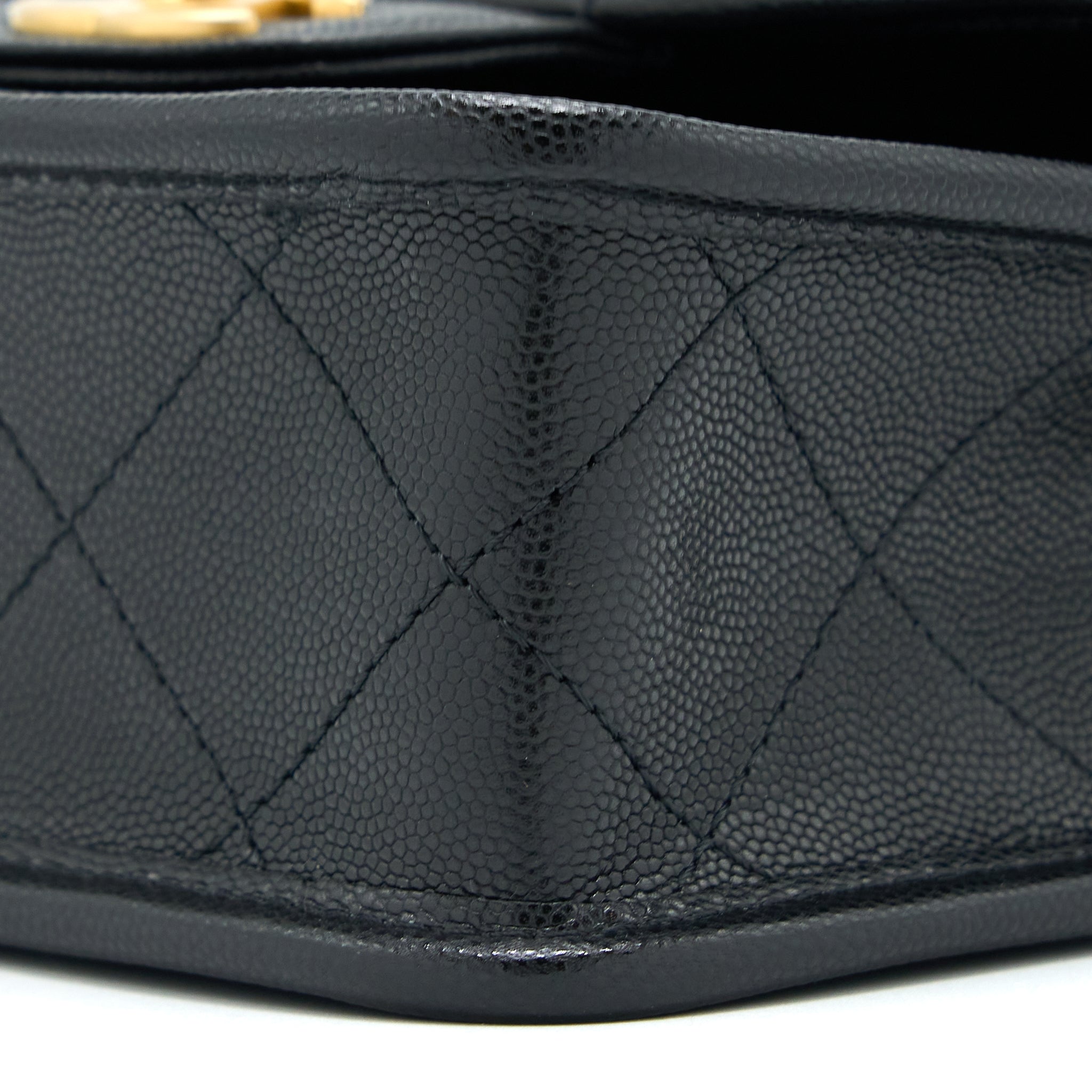 CHANEL 22K TOP HANDLE MESSENGER BAG CAVIAR BLACK BRUSHED GHW(MICROCHIP)