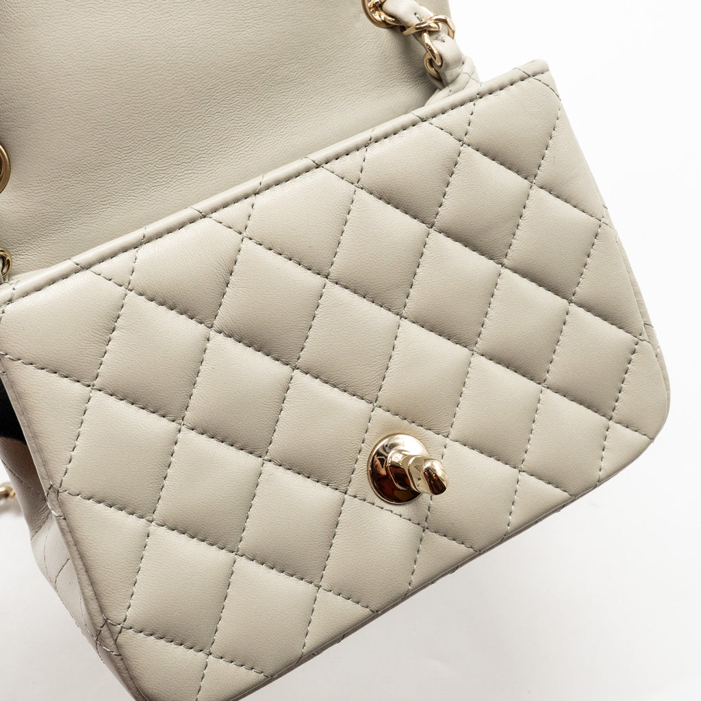 CHANEL 22C MINI SQUARE FLAP BAG LAMBSKIN LIGHT GREY LGHW (MICROCHIP)