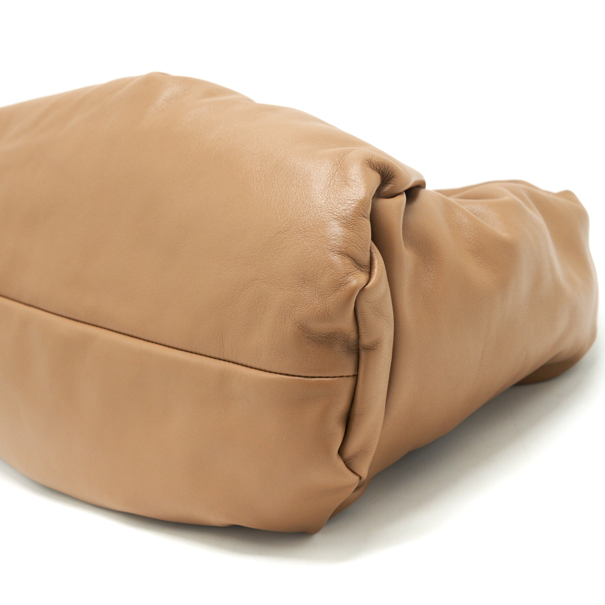 BOTTEGA VENETA SHOULDER POUCH CAMEL