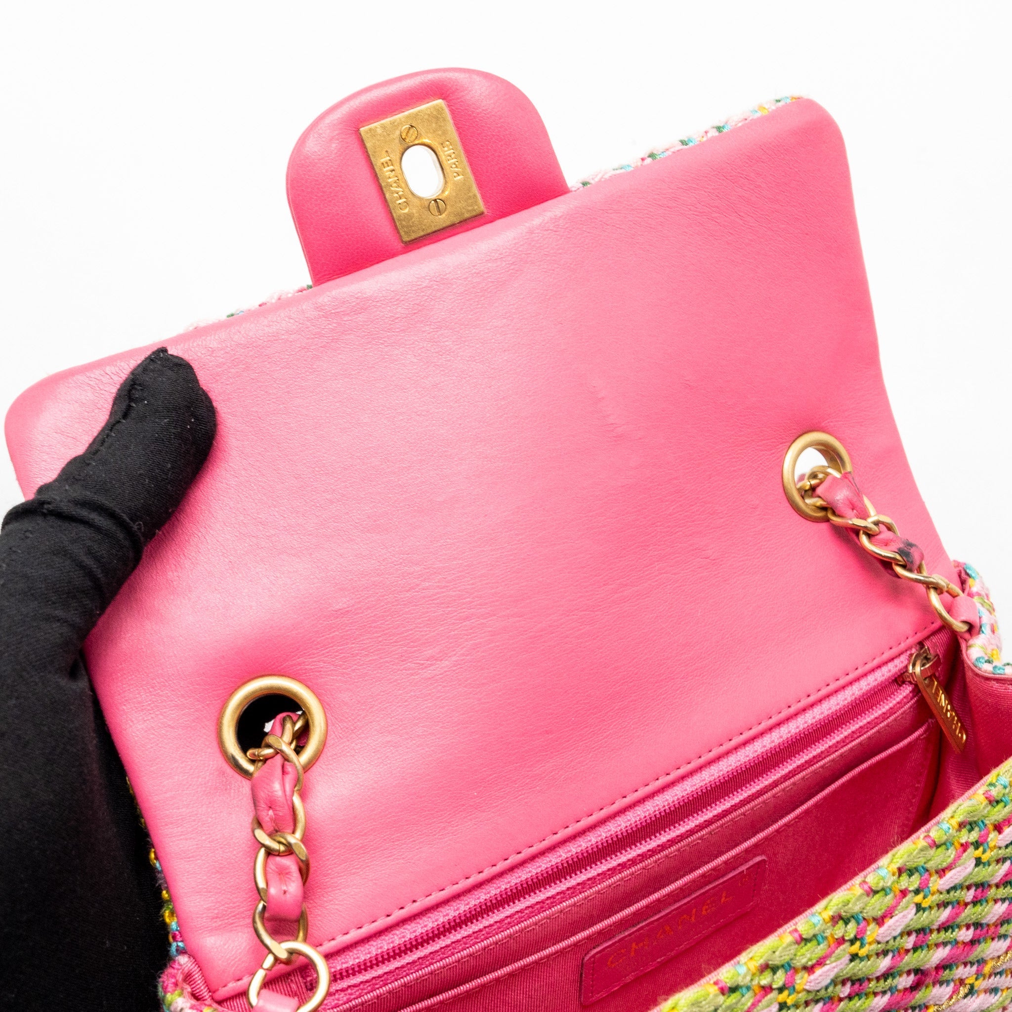 CHANEL 21C MINI RECTANGULAR FLAP BAG TWEED MULTICOLOUR GHW
