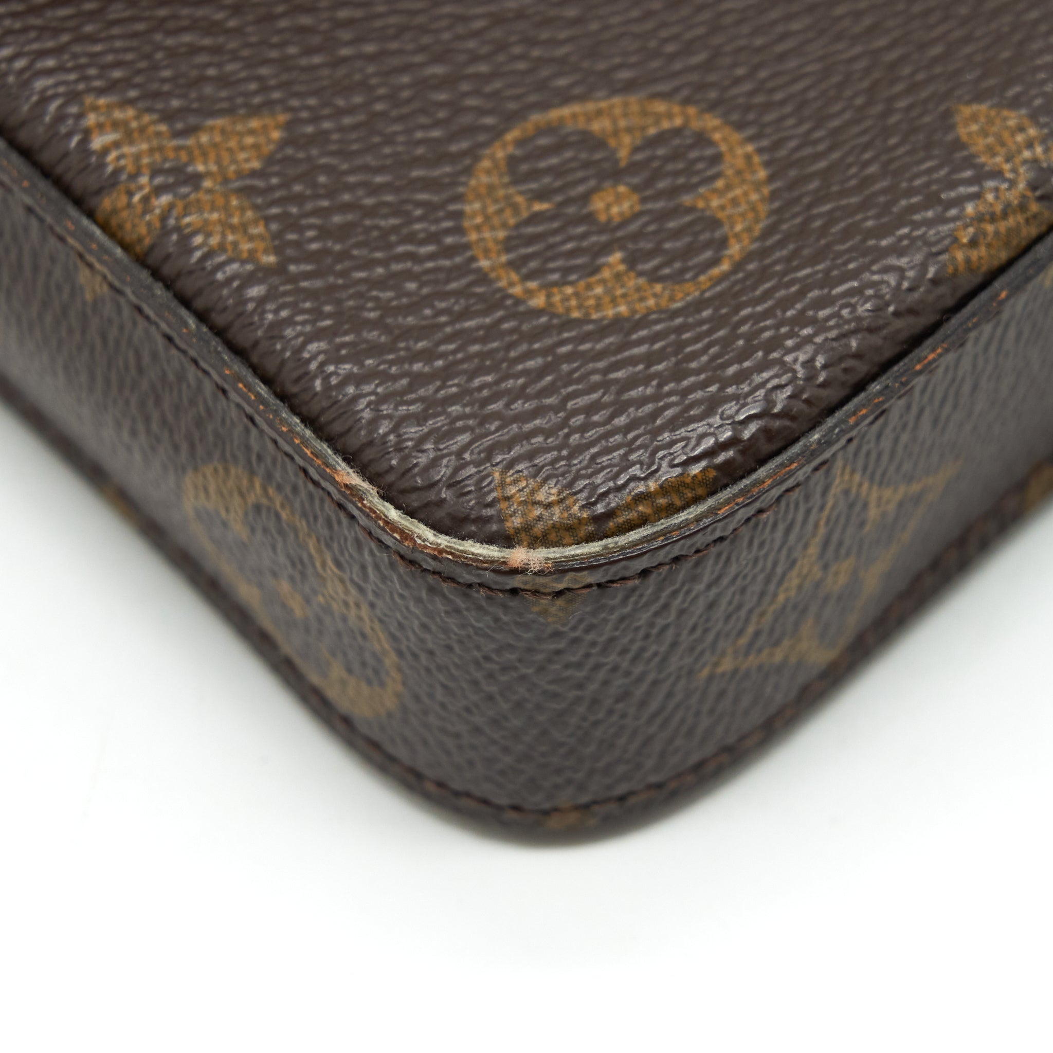 LOUIS VUITTON FELICIE POCHETTE MONOGRAM CANVAS GHW