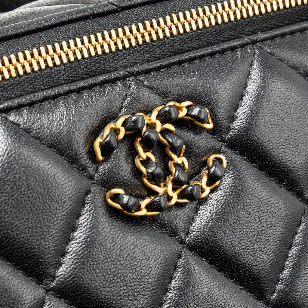 CHANEL LETTER TWIST TOP HANDLE LONG VANITY WITH CHAIN LAMBSKIN BLACK GHW (MICROCHIP)