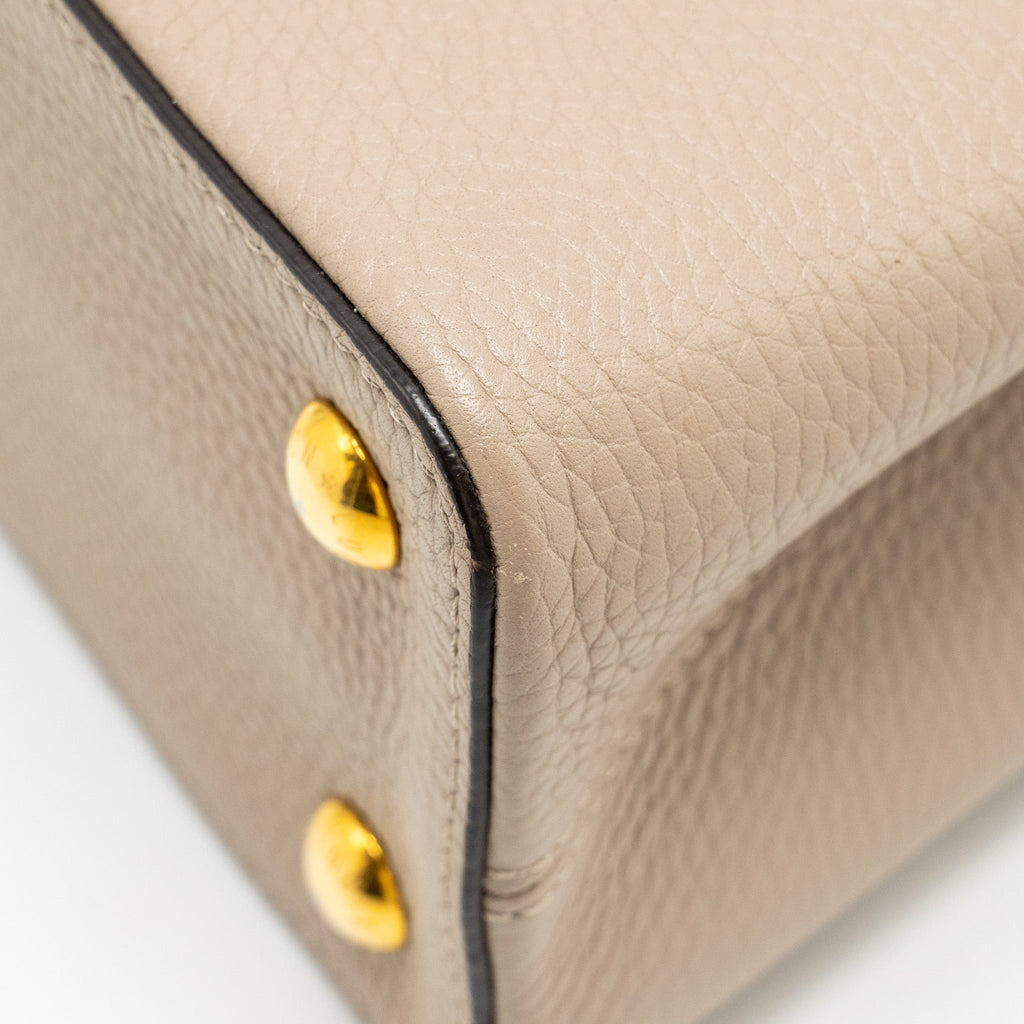 LOUIS VUITTON CAPUCINES PM CALFSKIN GREY GHW