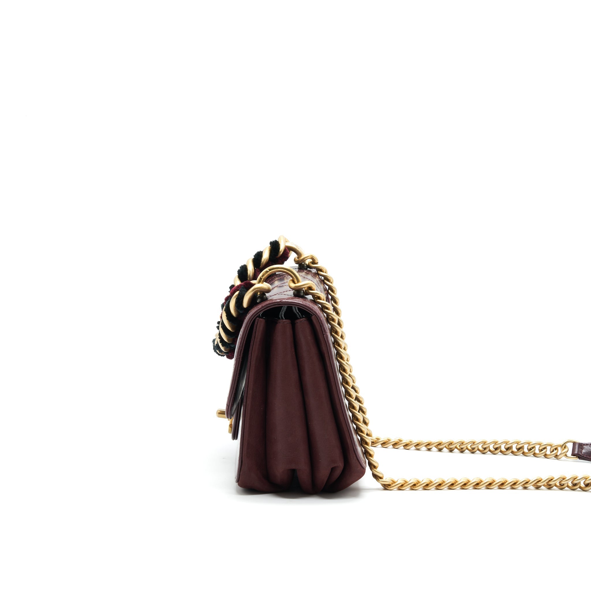 CHANEL SEASONAL FLAP BAG CALFSKIN / SUEDE LEATHER BURGUNDY GHW