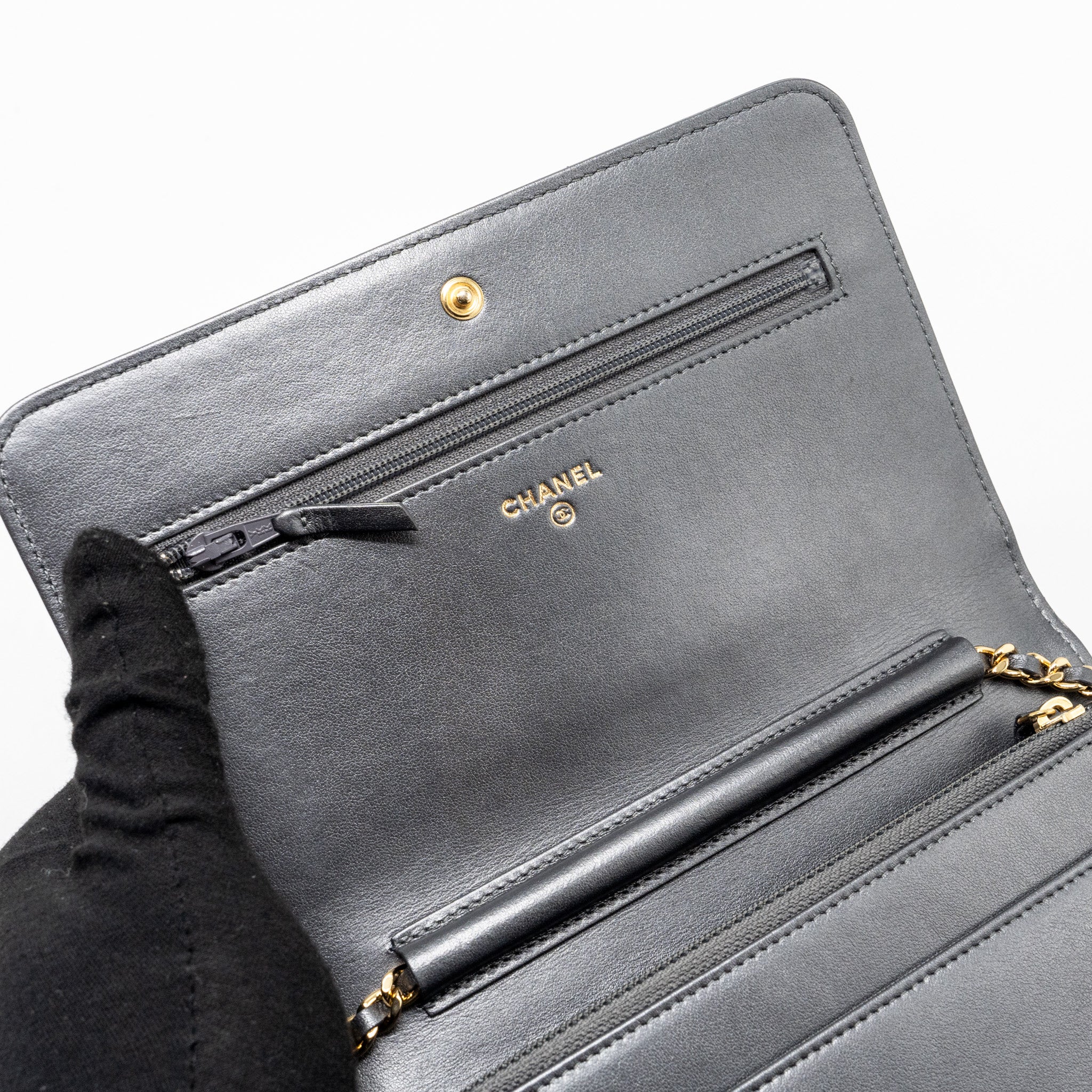 CHANEL 18A MARINIERE WALLET ON CHAIN CALFSKIN CHARCOAL GHW