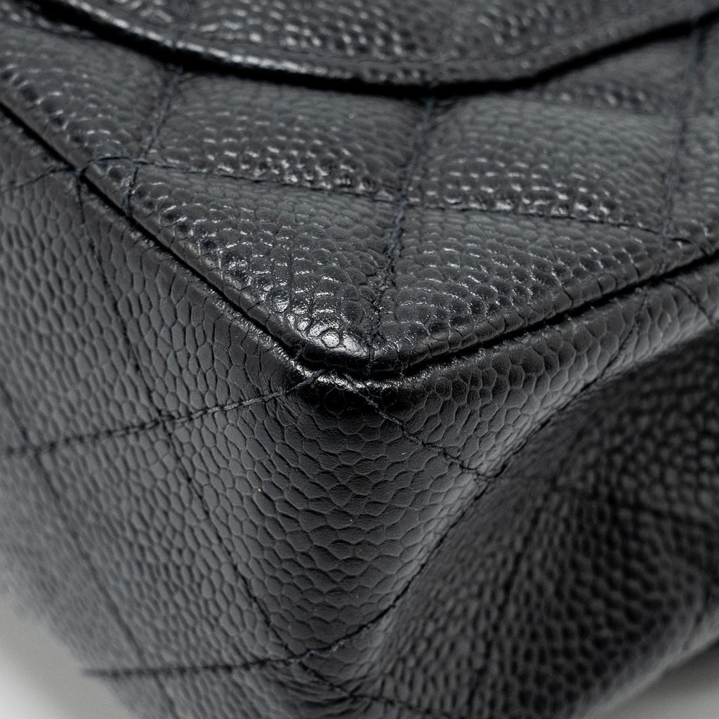 CHANEL VINTAGE SMALL CLASSIC DOUBLE FLAP BAG CAVIAR BLACK GHW
