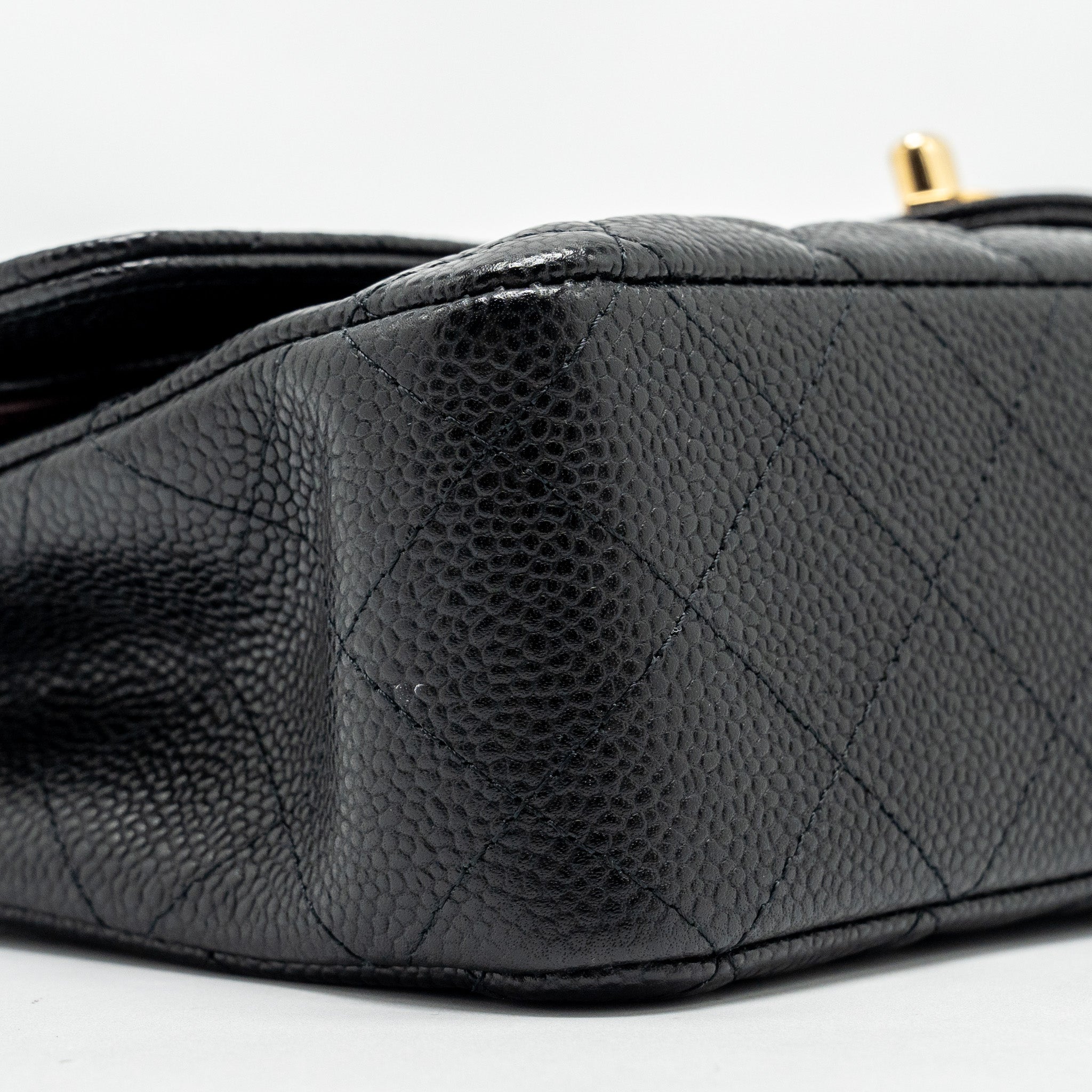 CHANEL MEDIUM CLASSIC DOUBLE FLAP BAG CAVIAR BLACK GHW