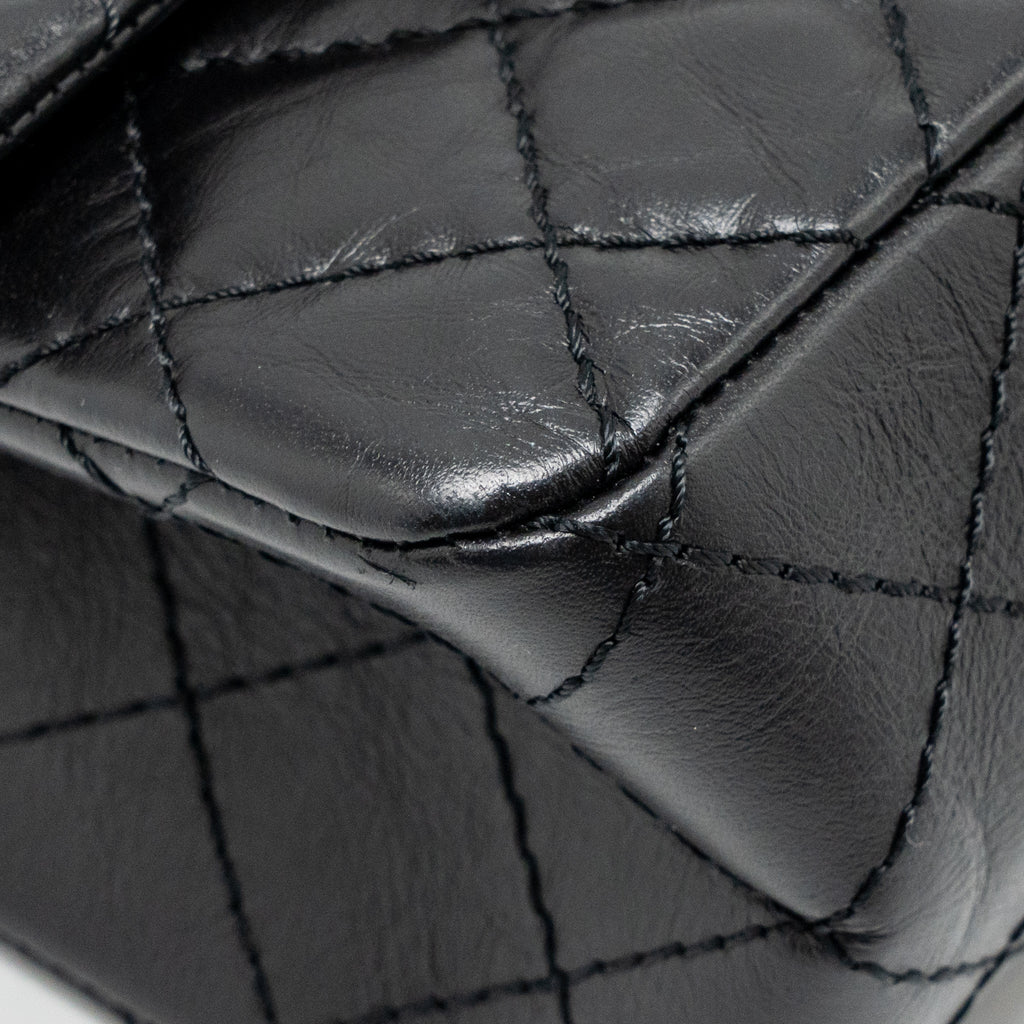 CHANEL SMALL 2.55 REISSUE FLAP BAG AGED CALFSKIN BLACK RUTHENIUM SILVER HARDWARE