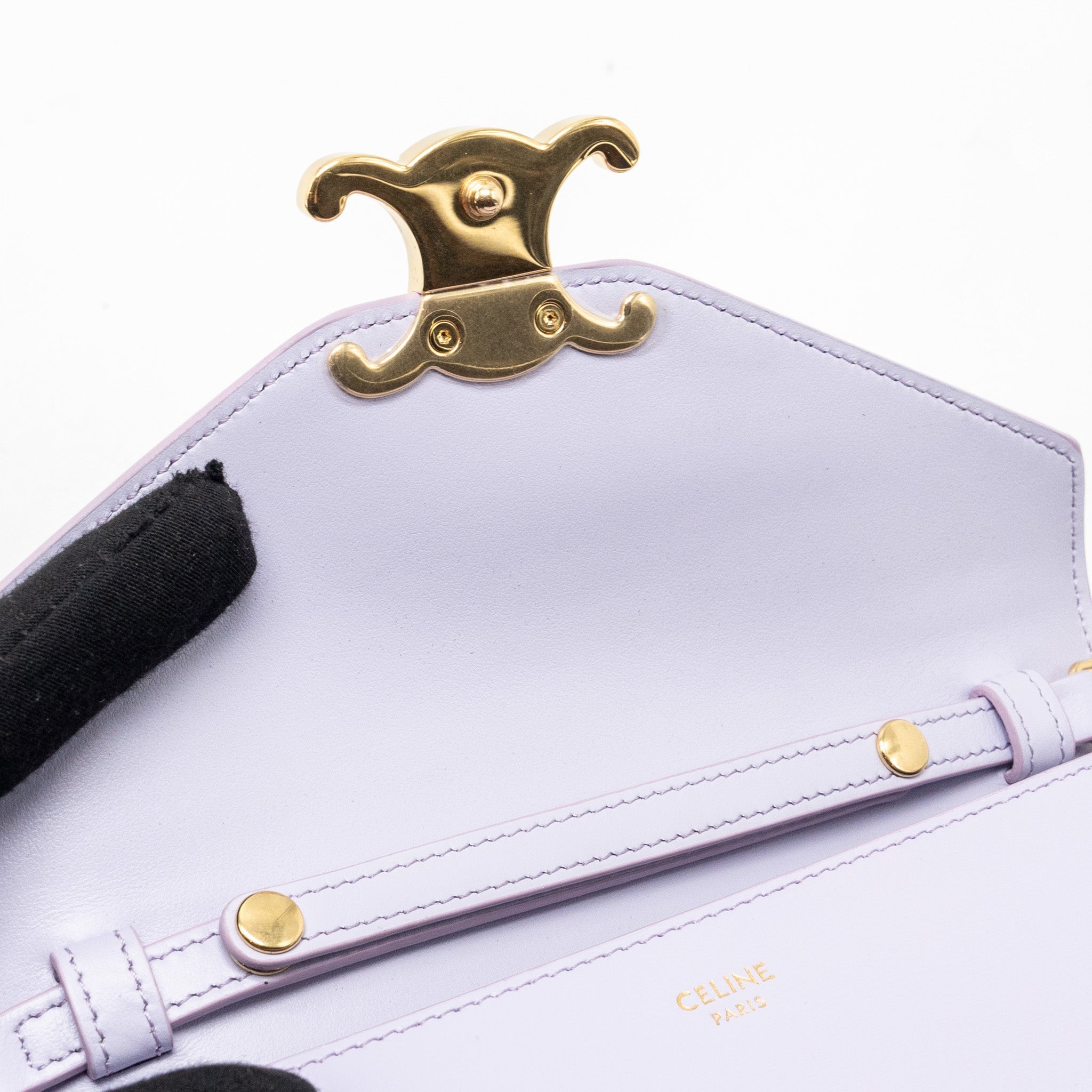 CELINE TRIOMPHE WALLET ON CHAIN MARGO SHINY CALFSKIN LIGHT LAVENDER GHW
