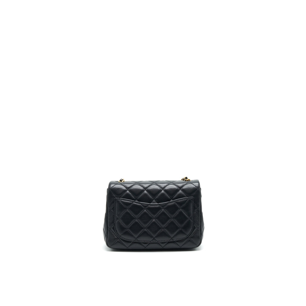 CHANEL 21B PEARL CRUSH SQUARE MINI FLAP BAG BLACK GHW (NEW VERSION WITH MICROCHIP)