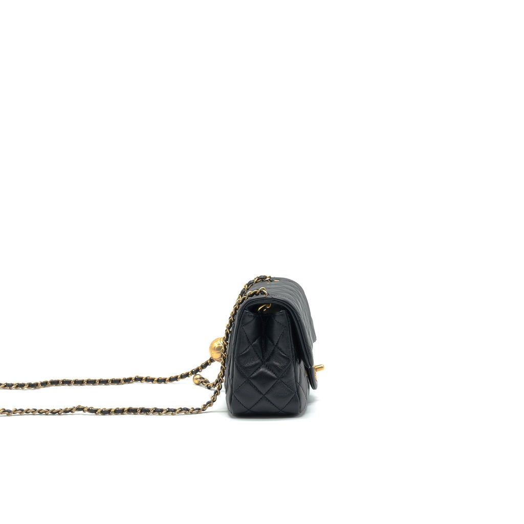 CHANEL 21B PEARL CRUSH SQUARE MINI FLAP BAG BLACK GHW (NEW VERSION WITH MICROCHIP)