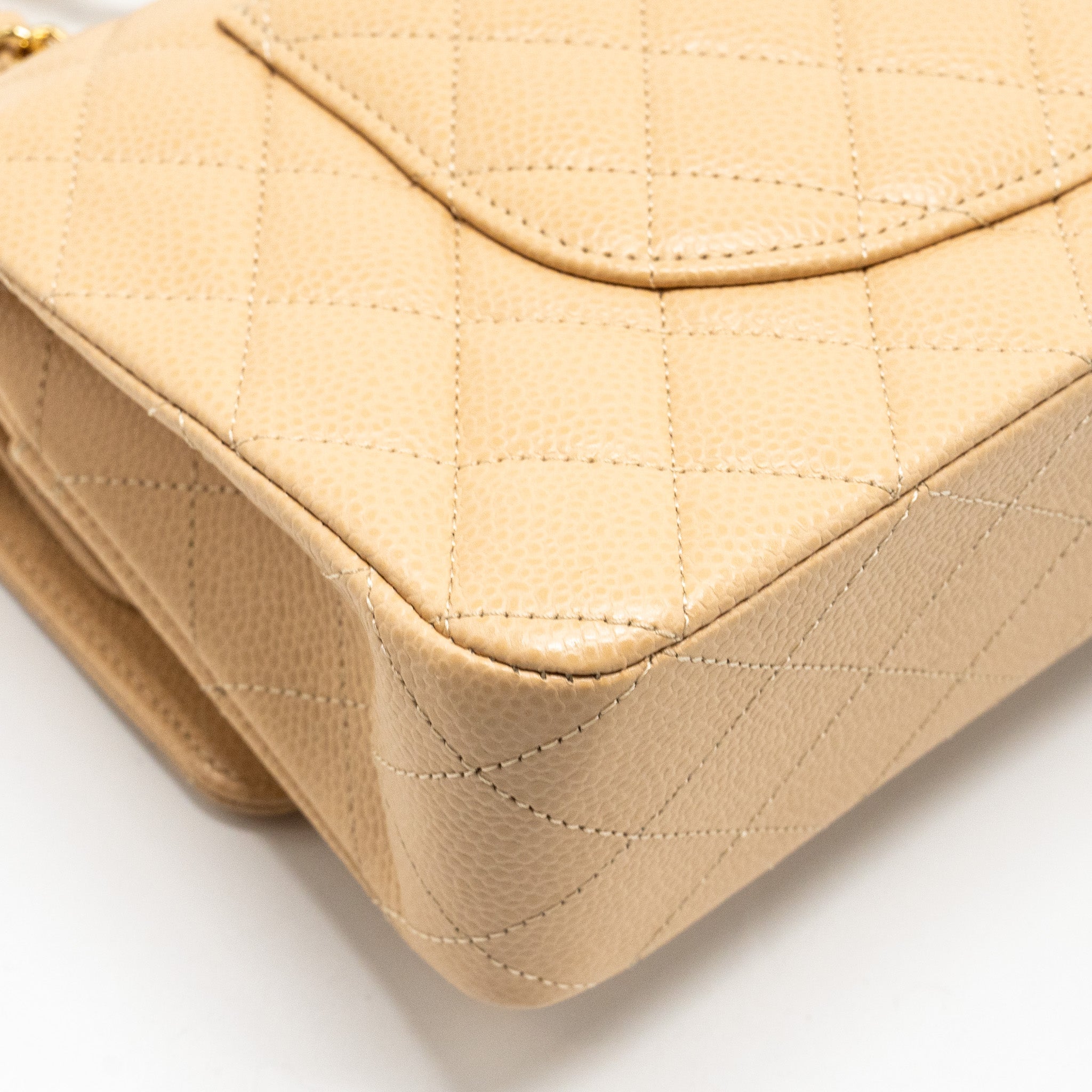 CHANEL MEDIUM CLASSIC DOUBLE FLAP BAG CAVIAR BEIGE GHW (MICROCHIP)