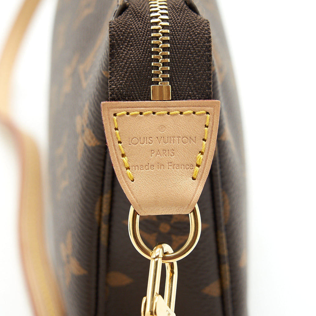 LOUIS VUITTON POCHETTE ACCESSORIES MONOGRAM