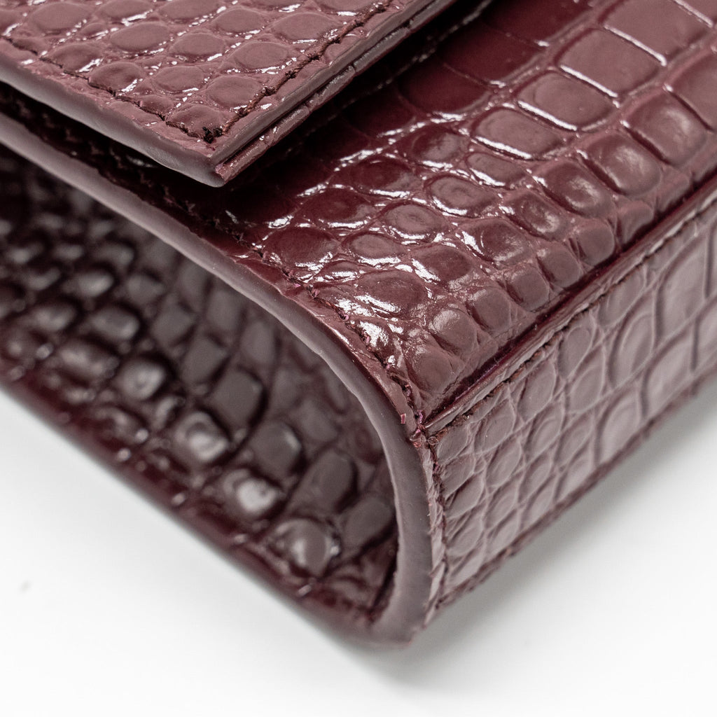 SAINT LAURENT/YSL KATE BAG CROC EMBOSSED CALFSKIN BURGUNDY SHW