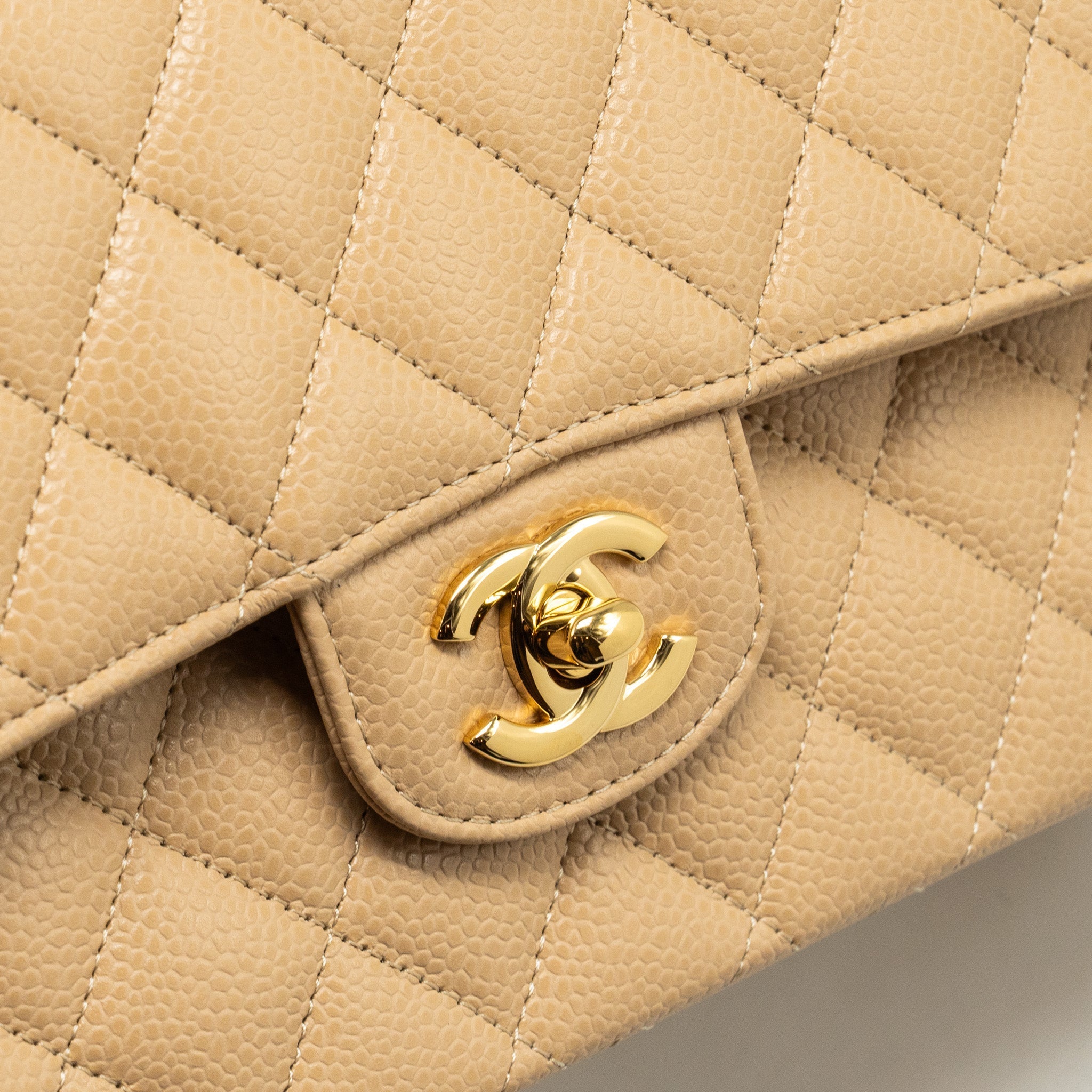 CHANEL MEDIUM CLASSIC DOUBLE FLAP BAG CAVIAR BEIGE GHW (MICROCHIP)