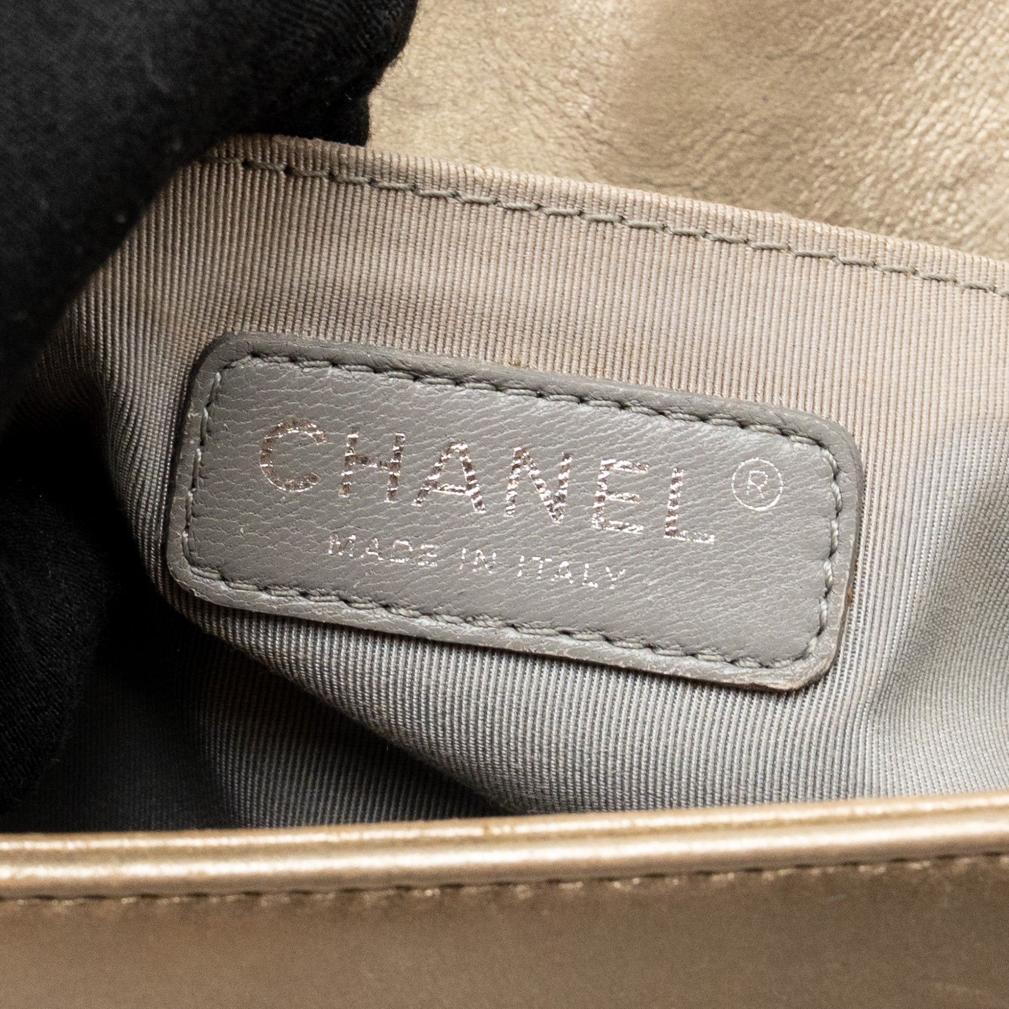 CHANEL MEDIUM BOY BAG METALLIZED CALFSKIN BRONZE/SILVER MULTICOLOURED HARDWARE