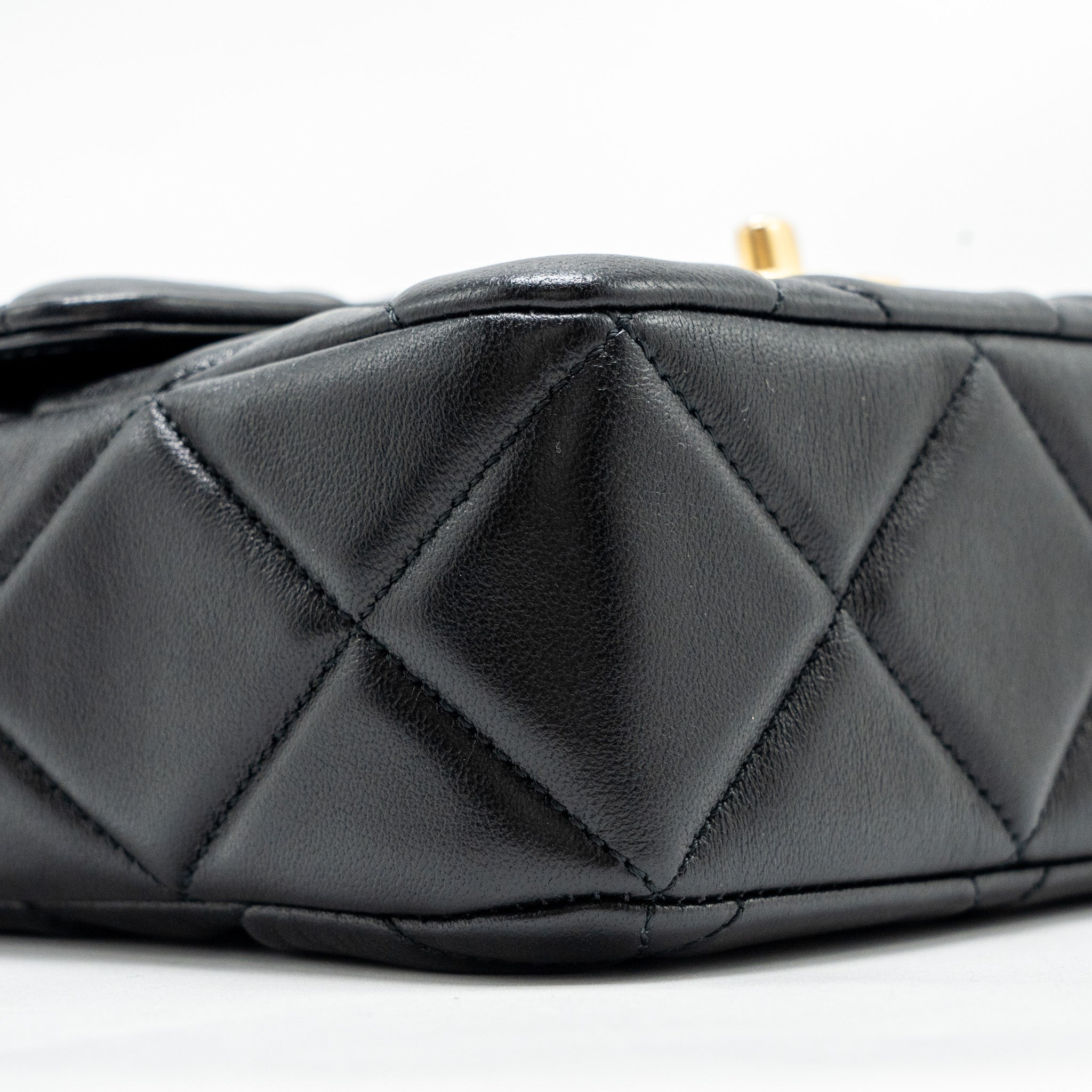 CHANEL QUILTED MINI FLAP BAG WITH DETAILED CHAIN LAMBSKIN BLACK GHW (MICROCHIP)