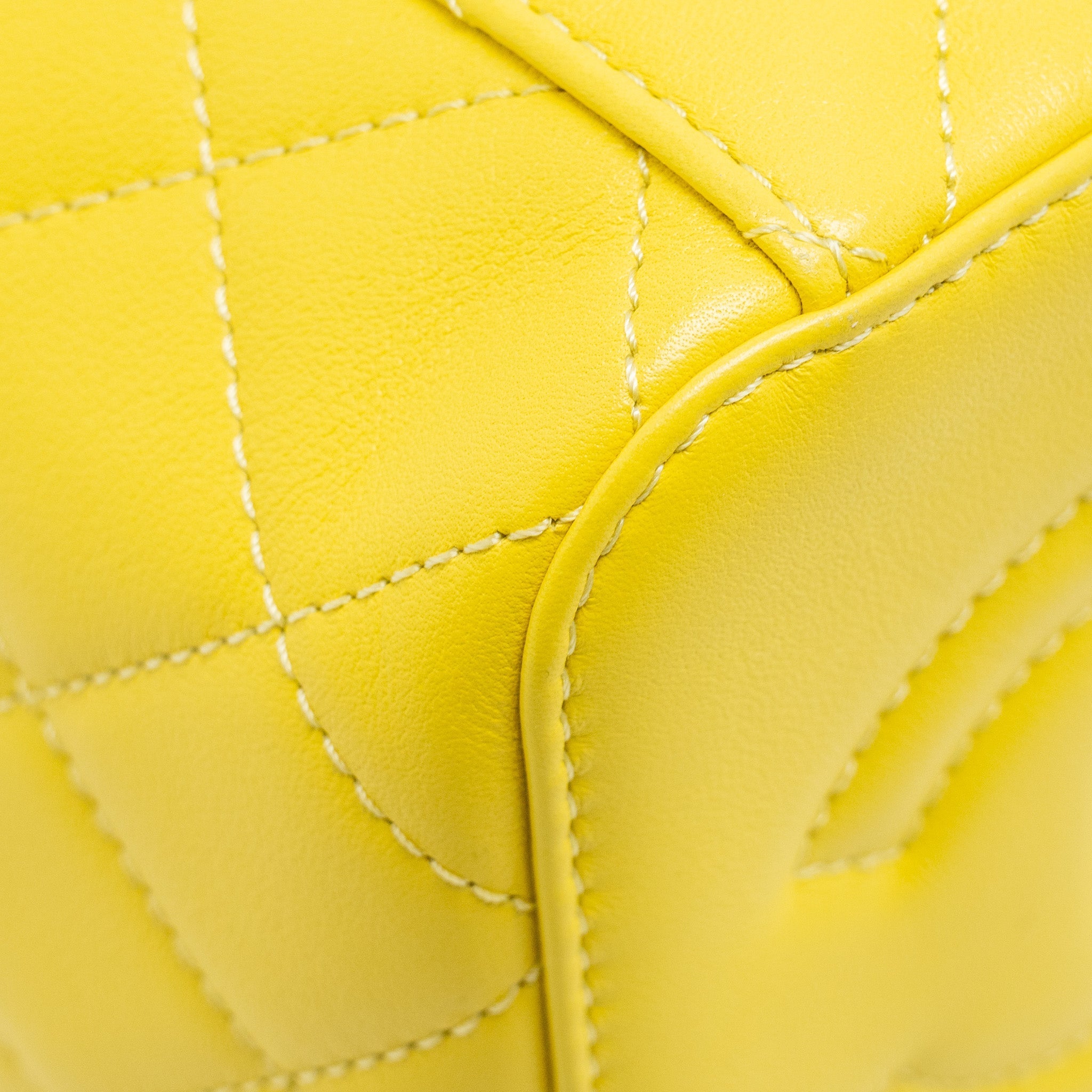CHANEL CC VANITY CASE BAG CALFSKIN YELLOW GHW (MICROCHIP)