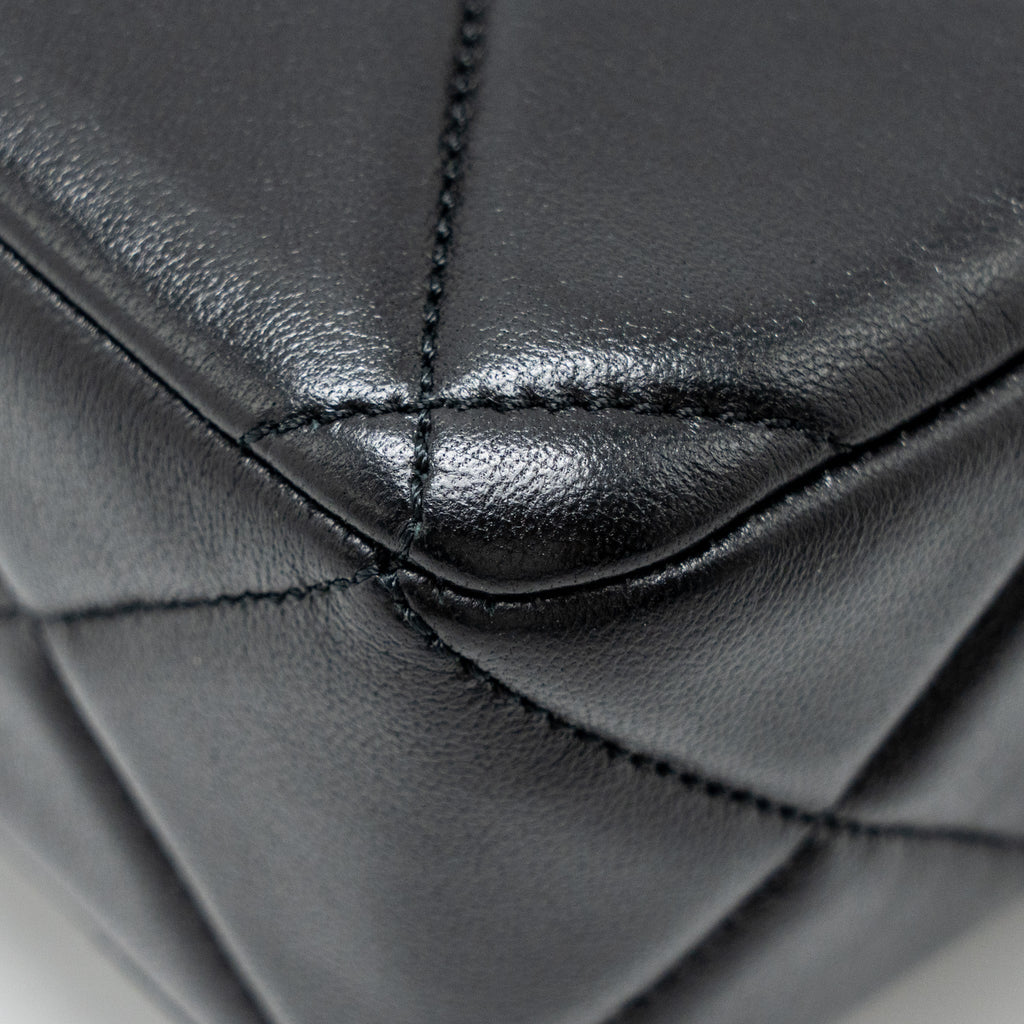 CHANEL QUILTED MINI FLAP BAG WITH DETAILED CHAIN LAMBSKIN BLACK GHW (MICROCHIP)