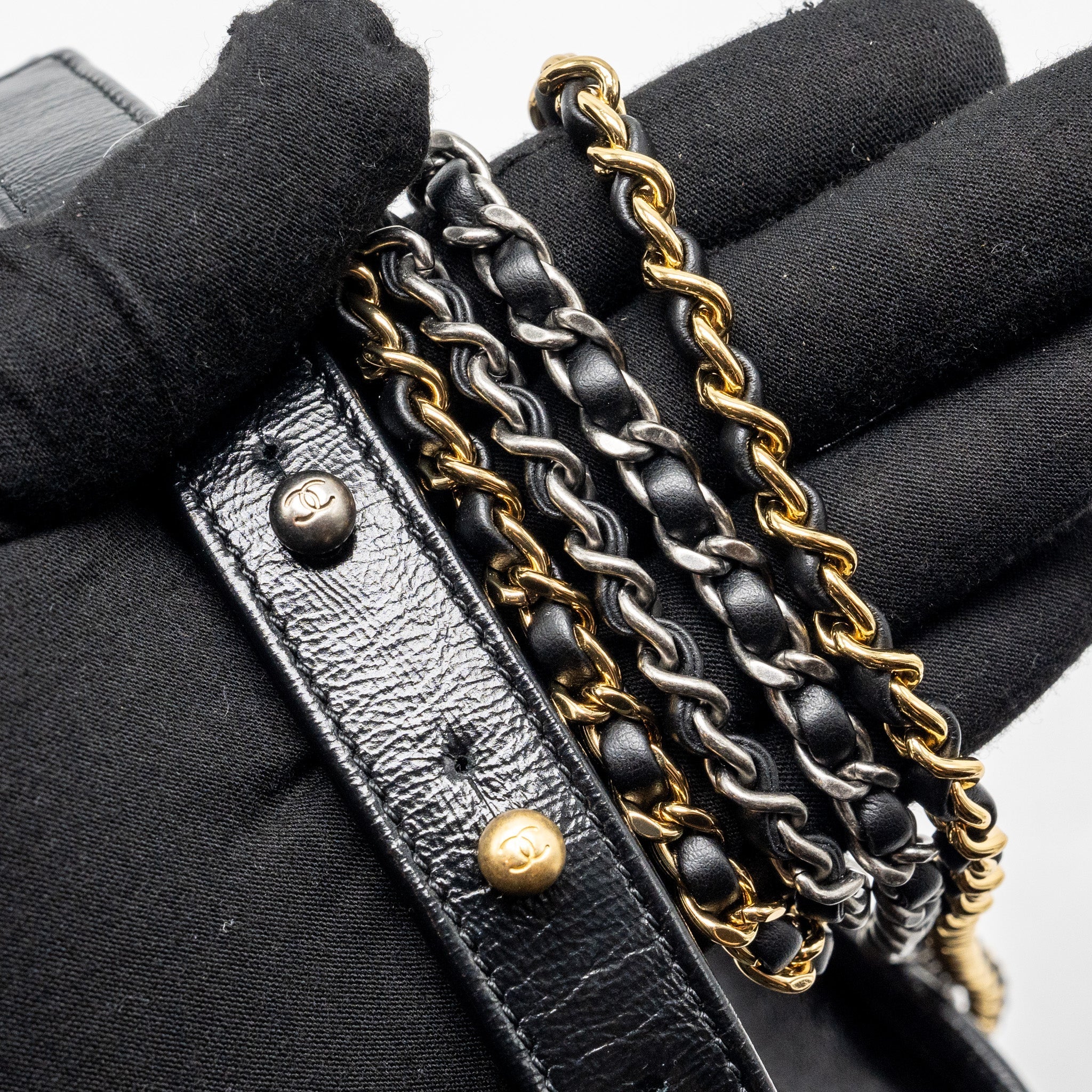 CHANEL SMALL GABRIELLE HOBO BAG CALFSKIN BLACK MULTICOLOUR HARDWARE