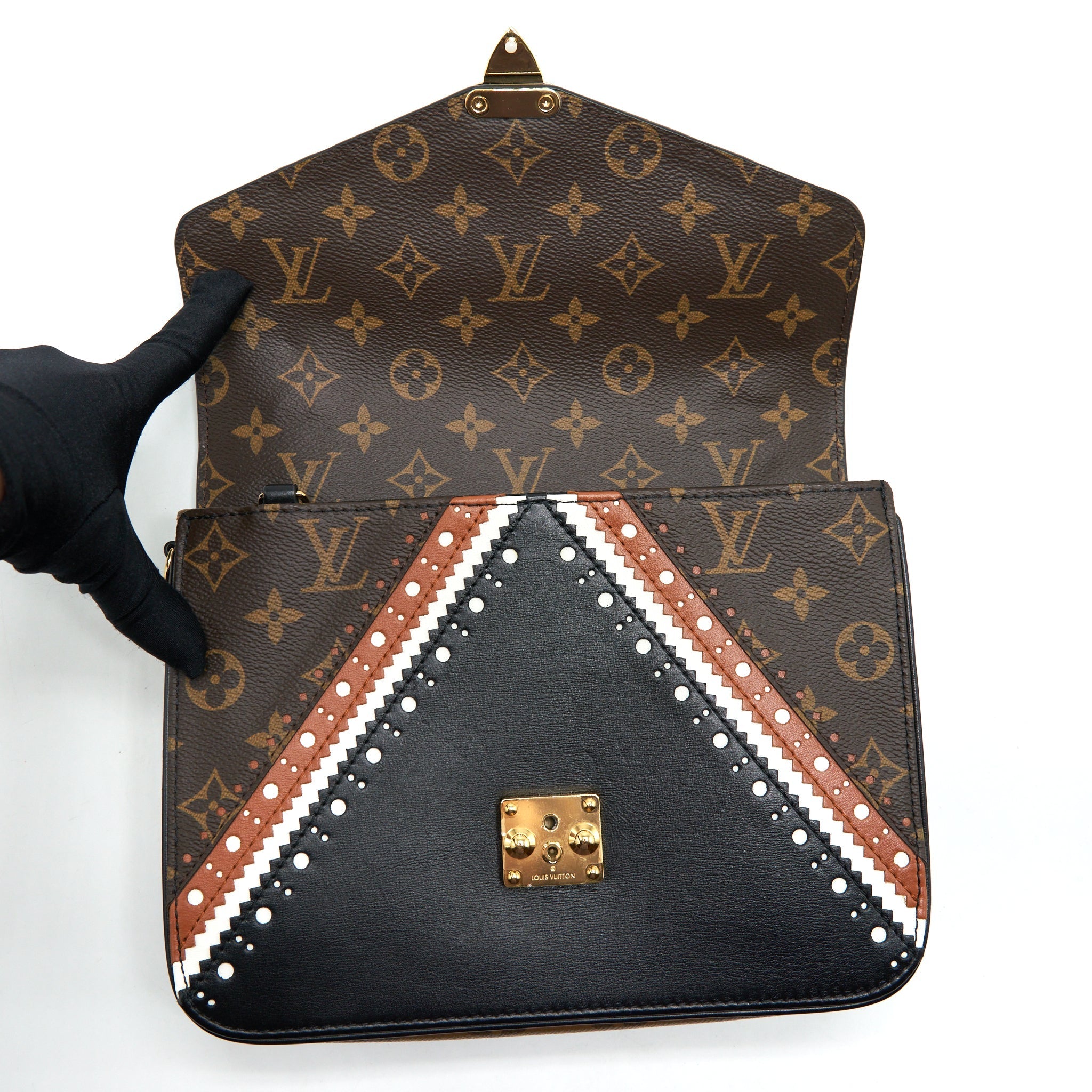 LOUIS VUITTON POCHETTE METIS LIMITED EDITION BROGUE YEAR 2017