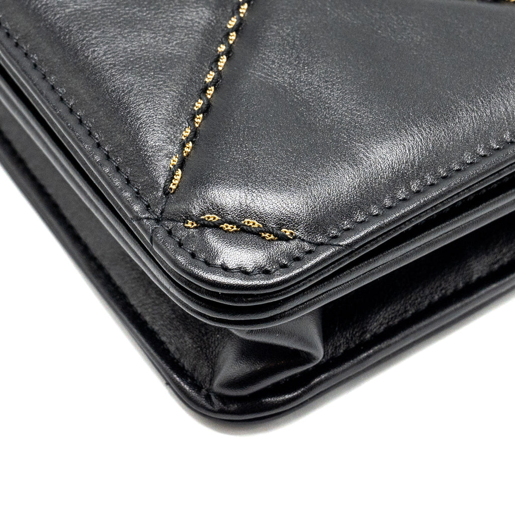 CHANEL QUILTED WALLET ON CHAIN SHINY CALFSKIN BLACK GHW (MICROCHIP)