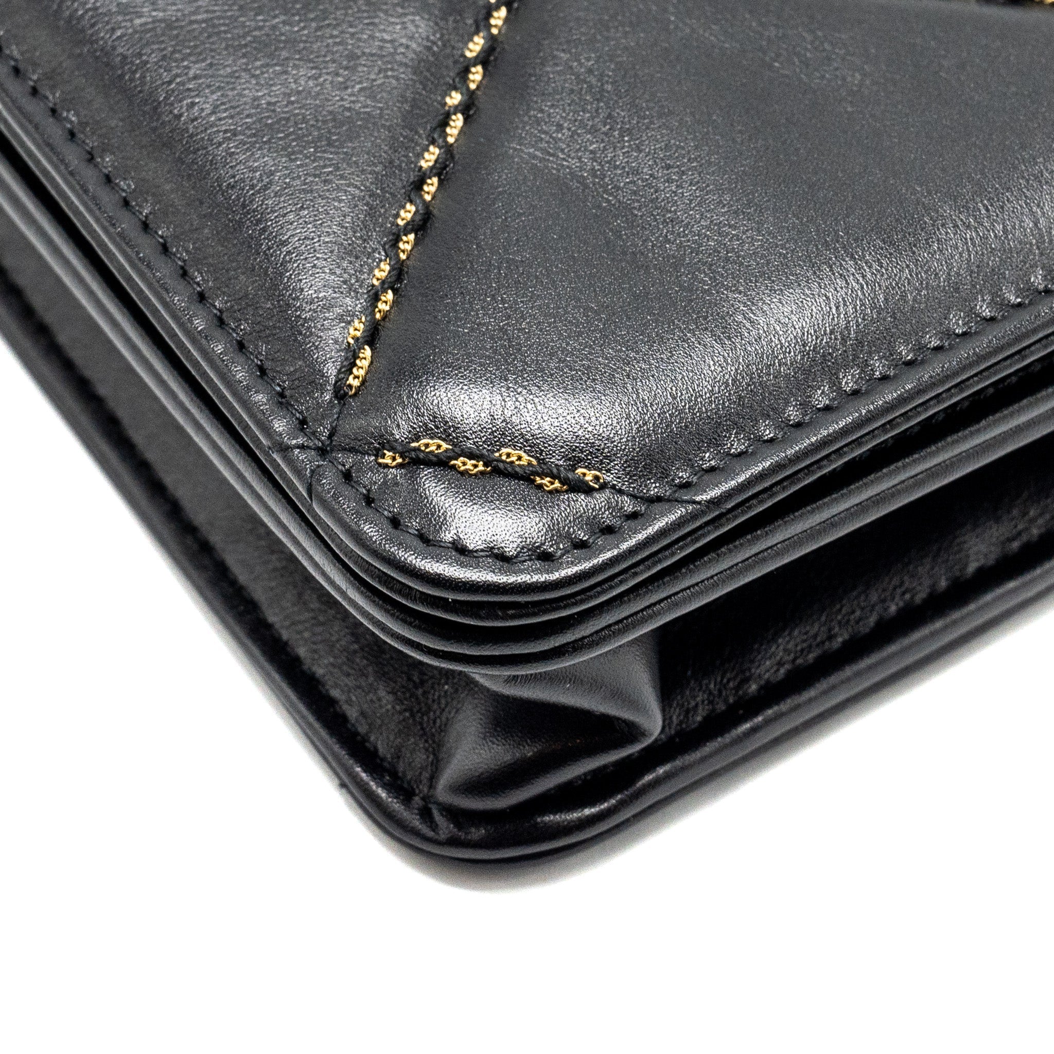 CHANEL QUILTED WALLET ON CHAIN SHINY CALFSKIN BLACK GHW (MICROCHIP)
