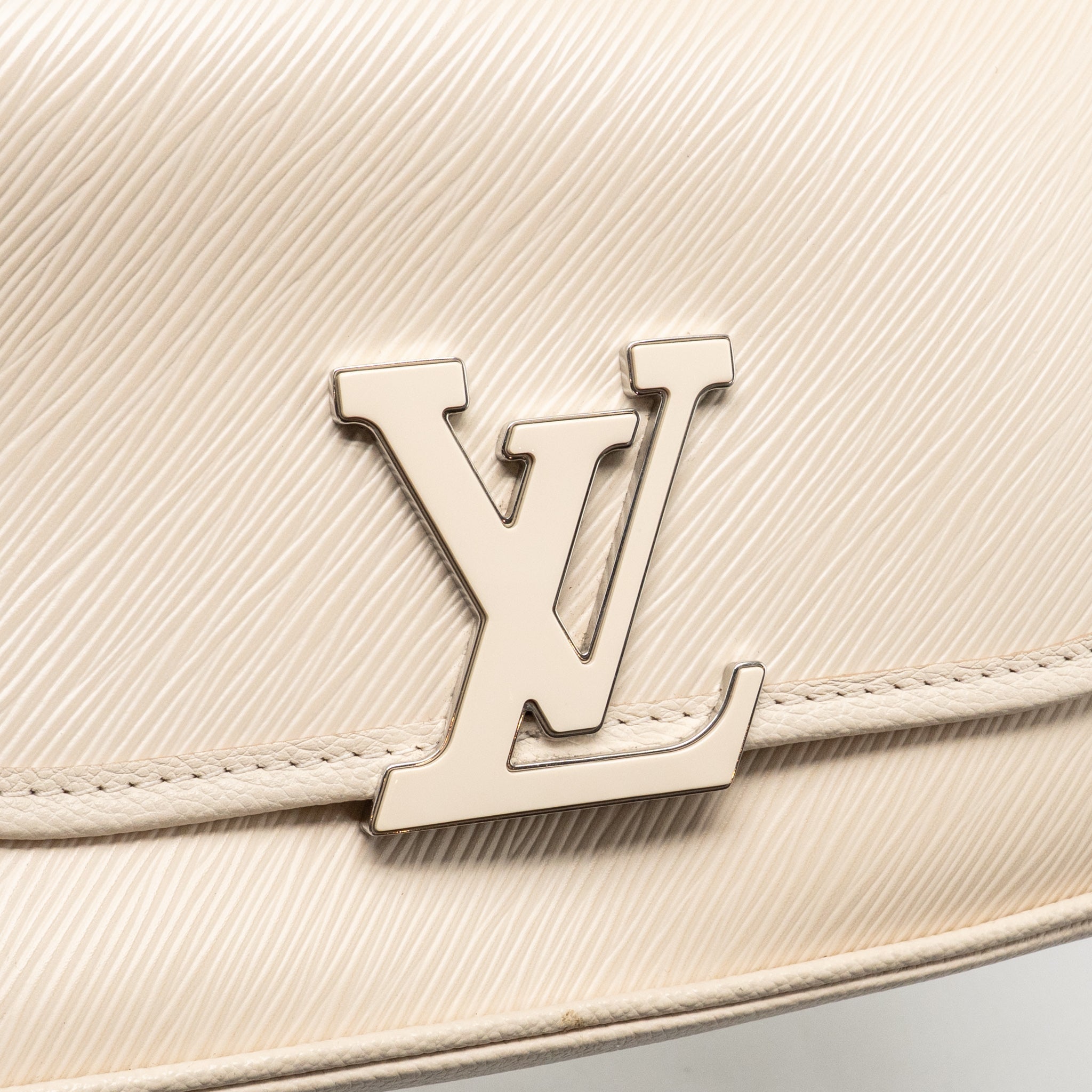 LOUIS VUITTON BUCI BAG EPI LEATHER QUARTZ WHITE SHW