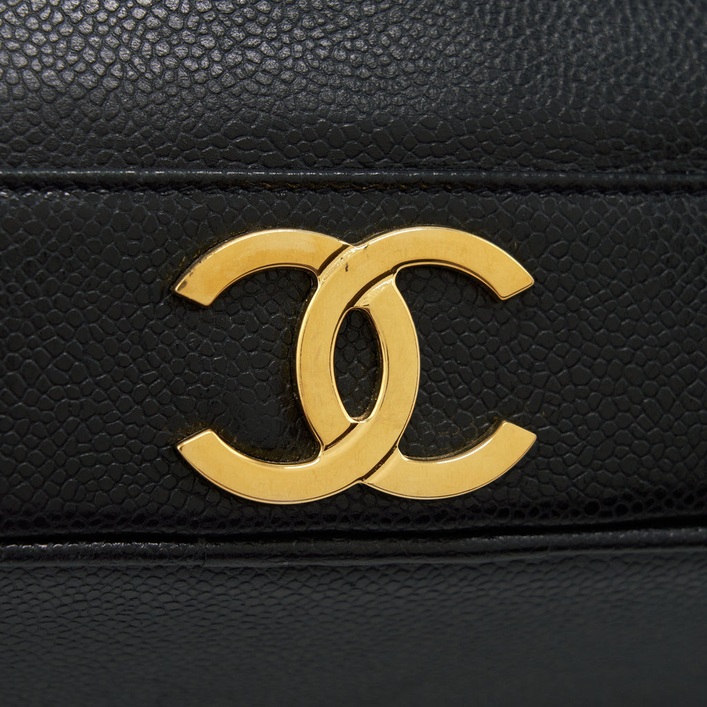 CHANEL VINTAGE BUCKET BAG CAVIAR BLACK GHW
