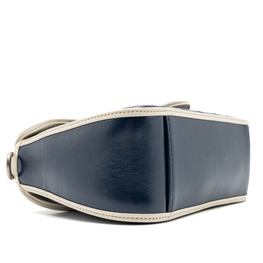 GUCCI GG MARMONT TOP HANDLE BAG CALFSKIN NAVY/ WHITE SHW