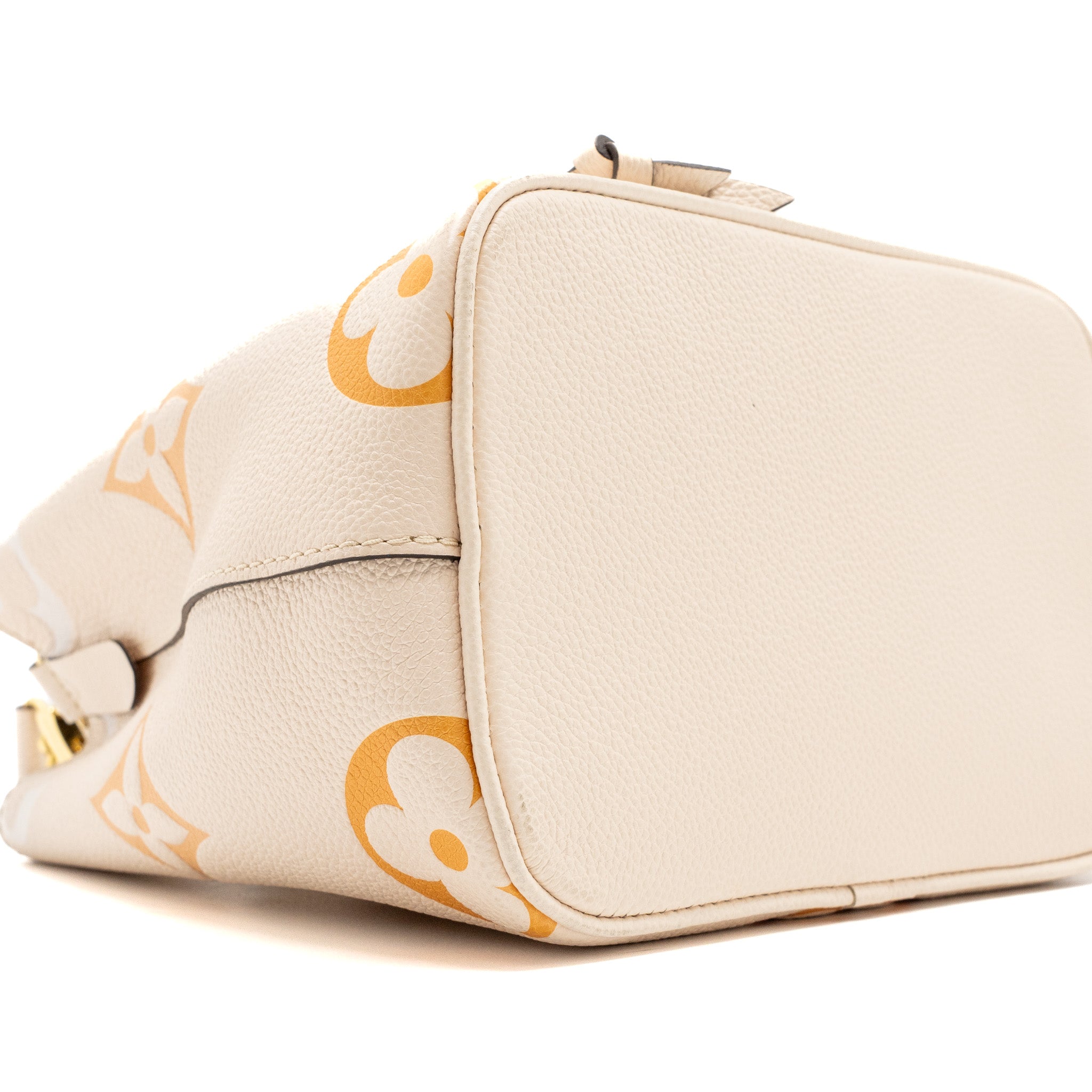 LOUIS VUITTON NEONOE BB EMPREINTE CREAM/ MULTICOLOUR GHW