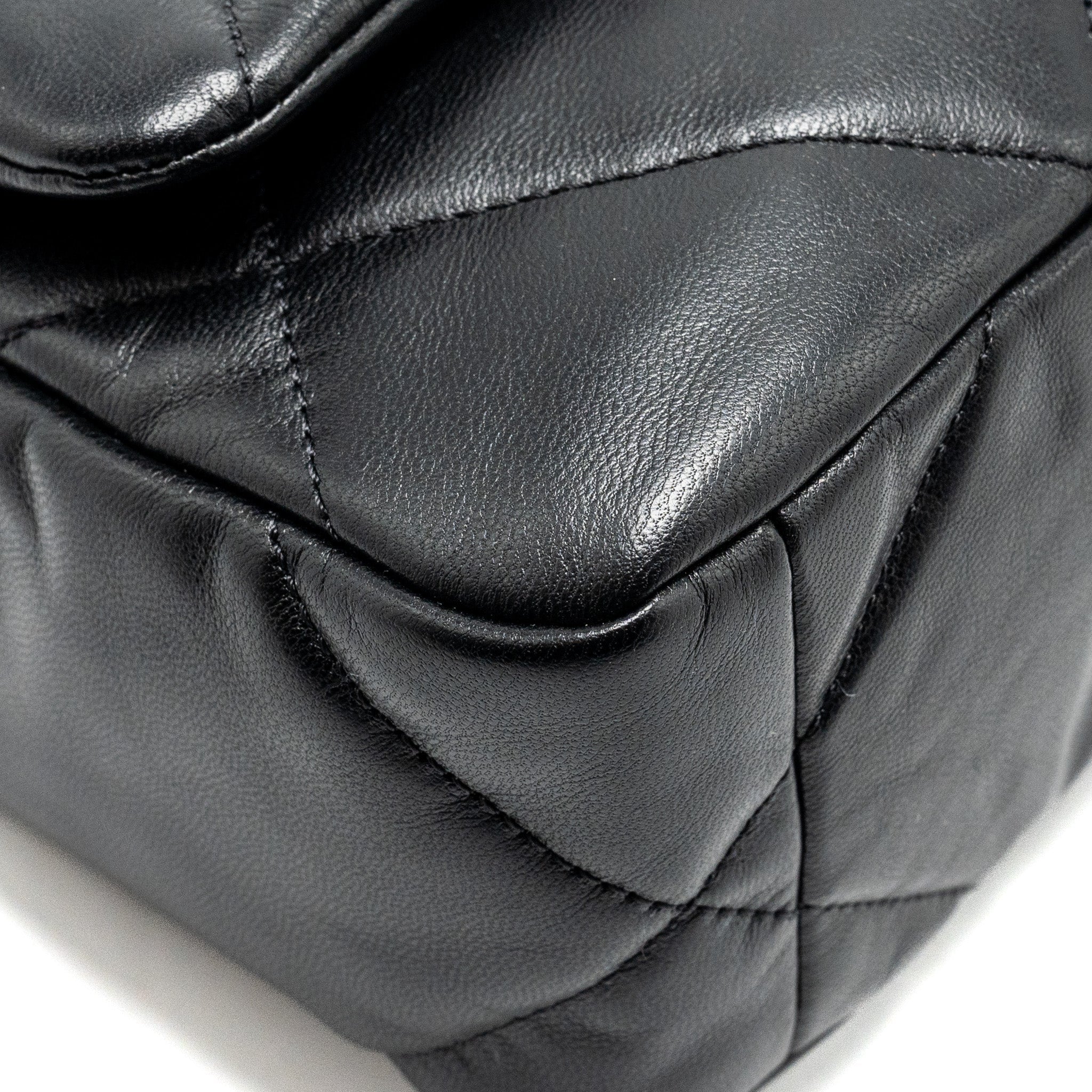 CHANEL SMALL 19 BAG GOATSKIN BLACK MULTICOLOUR HARDWARE