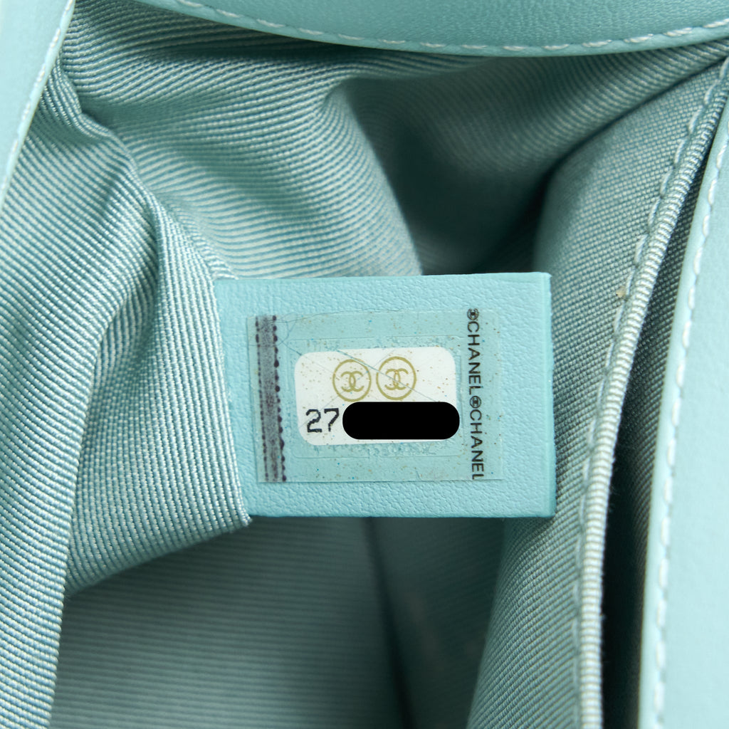 CHANEL SMALL BOY BAG CHEVRON CALFSKIN LIGHT BLUE/MULTICOLOUR BRUSHED GHW