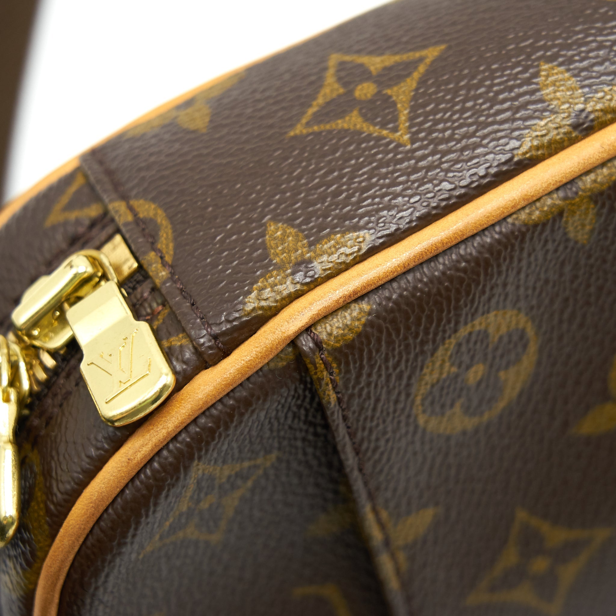 LOUIS VUITTON VINTAGE POCHETTE GANGE CROSSBODY BUM BAG