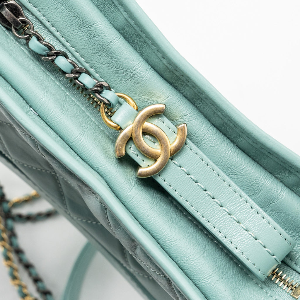 CHANEL SMALL GABRIELLE HOBO BAG CALFSKIN GREEN MULTICOLOUR HARDWARE