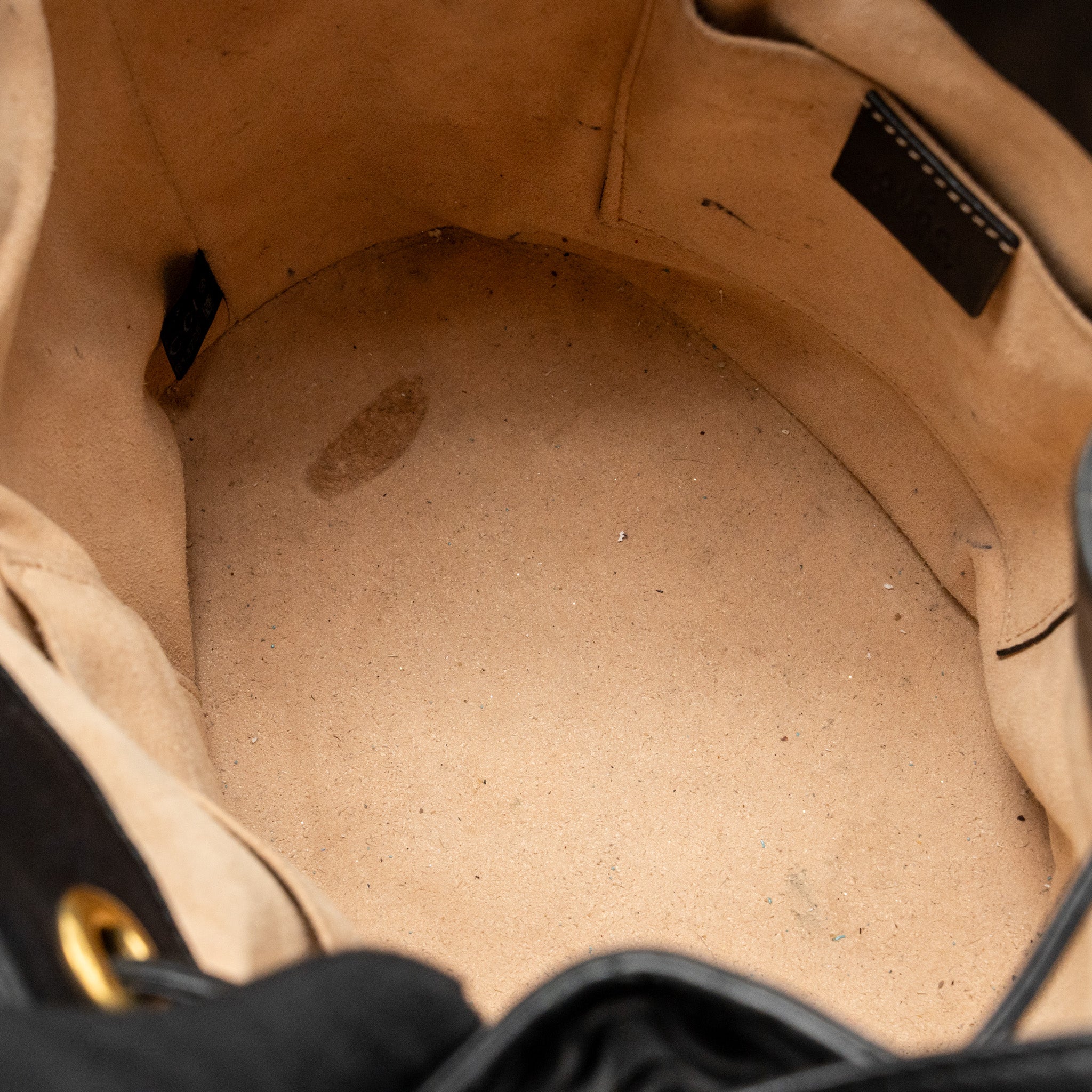 GUCCI GG MARMONT BUCKET BAG CALFSKIN BLACK GHW