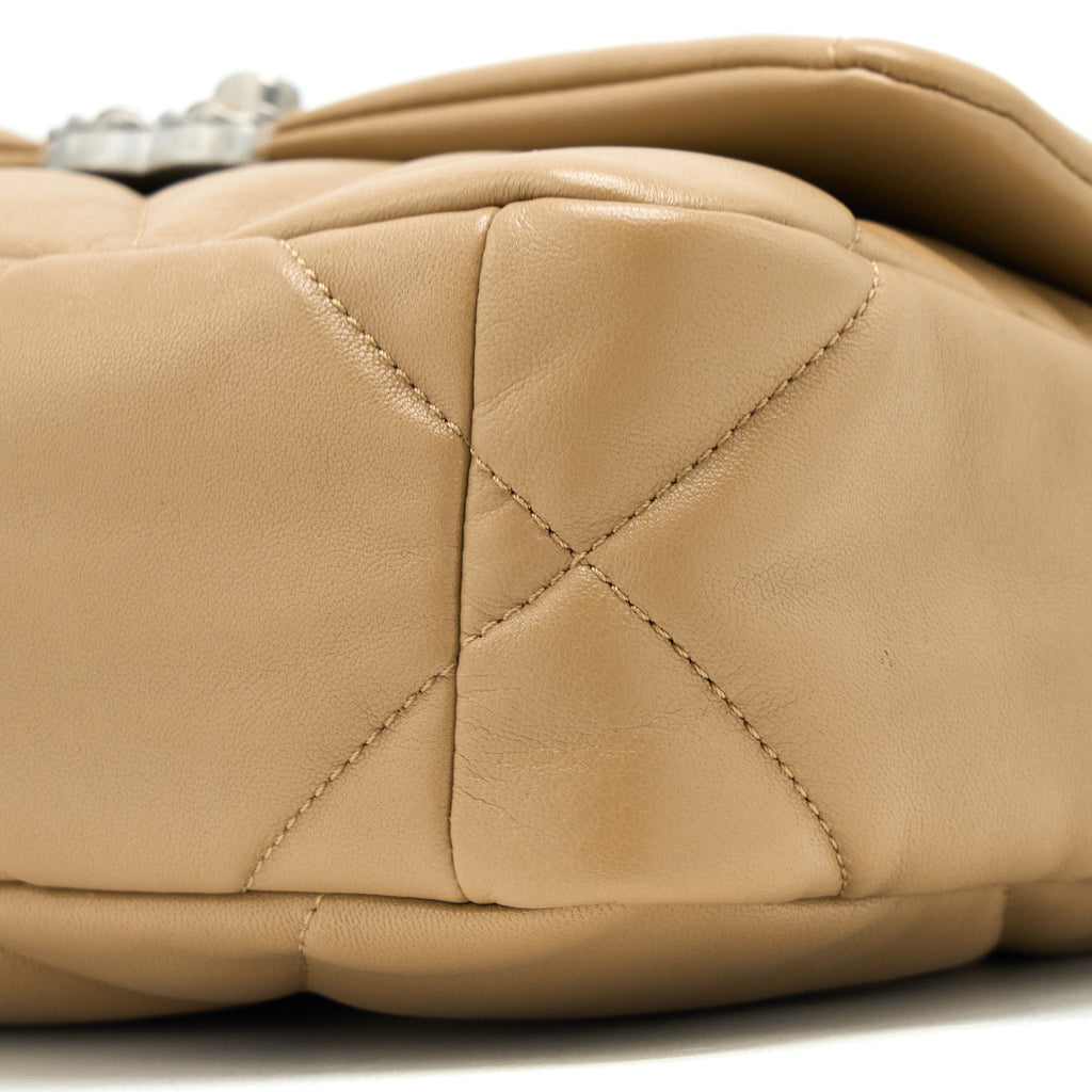 CHANEL 22B SMALL 19 BAG LAMBSKIN BEIGE MULTICOLOR HARDWARE (MICROCHIP)