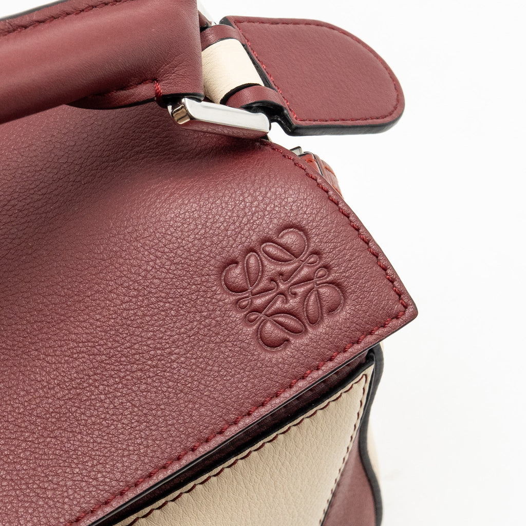 LOEWE SMALL PUZZLE BAG GRAINED CALFSKIN BURGUNDY / MULTICOLOUR SHW